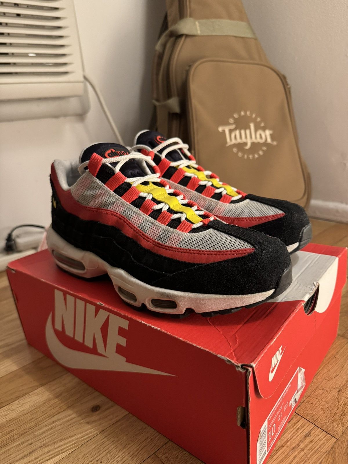 Nike Nike Air Max 95 Essential Size US 10 / EU 43 - 8 Thumbnail
