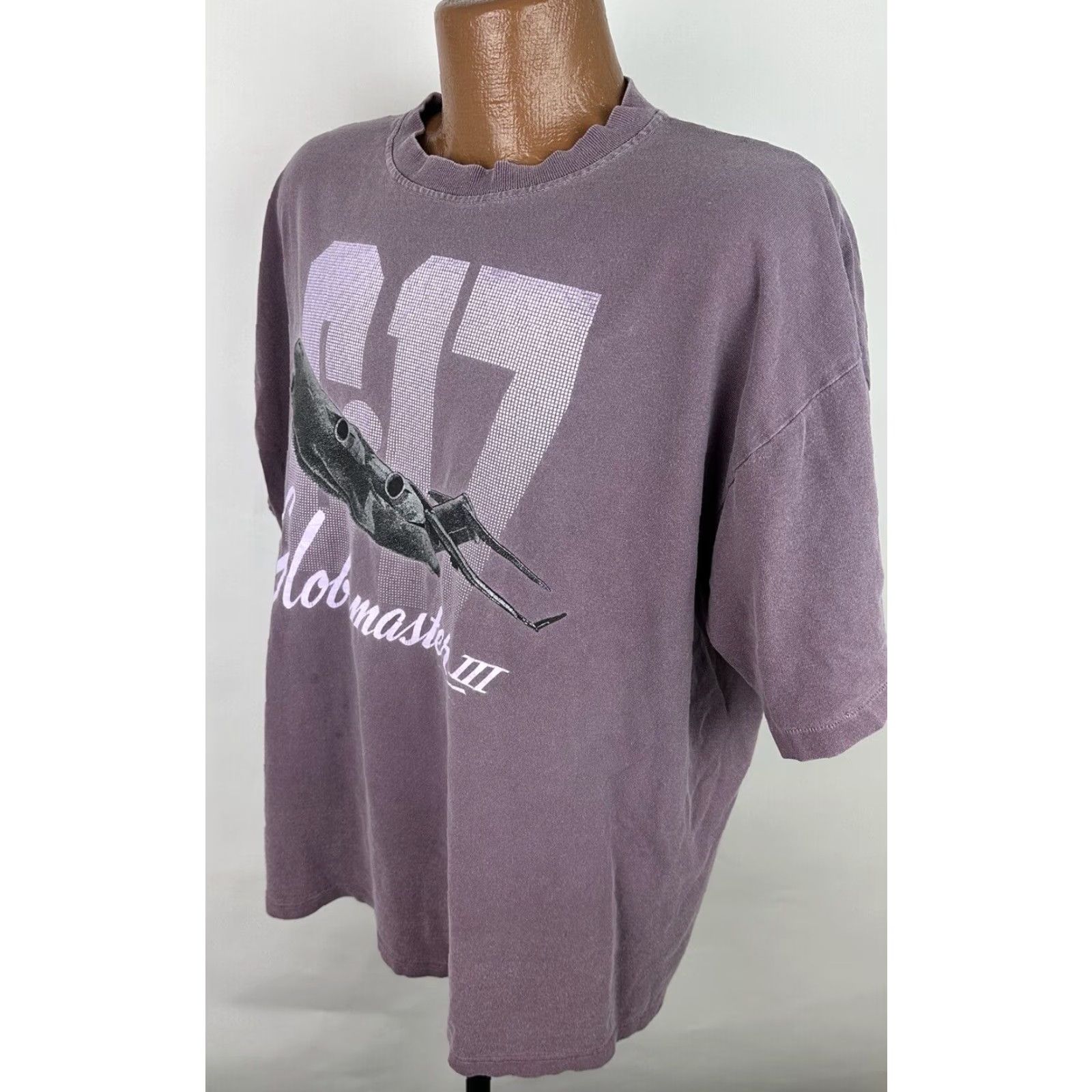 Vintage Vintage 90s C-17 Globemaster III Shirt XL Dusty Purple USAF Military Plane Size US XL / EU 56 / 4 - 7 Thumbnail