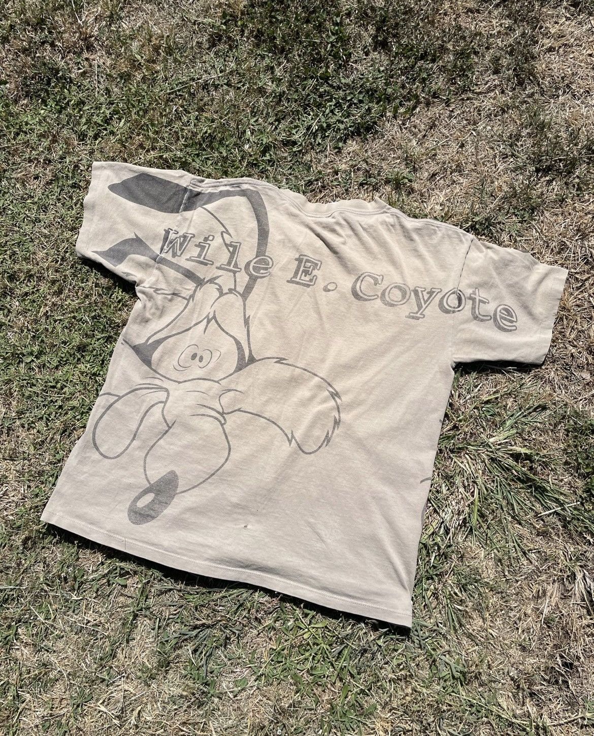 Cartoon Network × Vintage Vintage 90s Looney Tunes Wile E Coyote Shirt Size Large Size US L / EU 52-54 / 3 - 2 Thumbnail