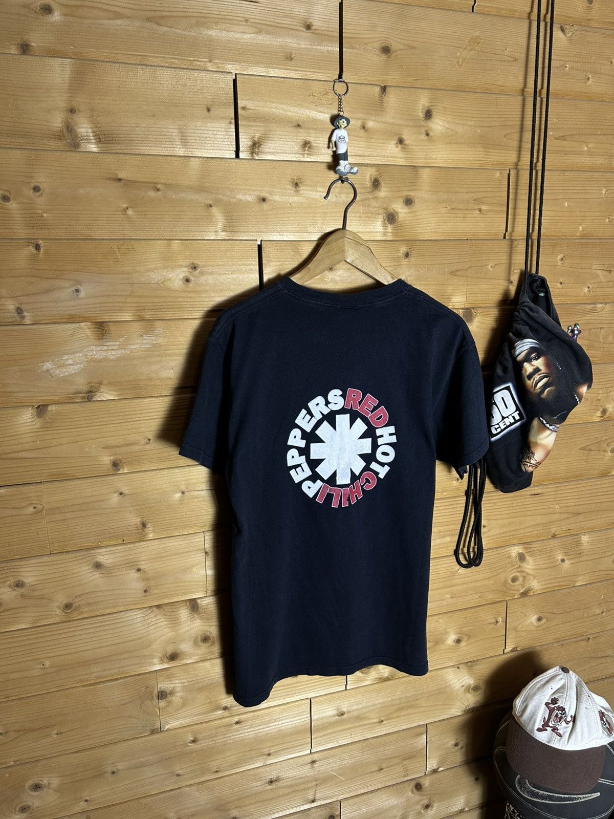 Vintage Vintage 00s Red Hot Chili Peppers faded t shirt Size US M / EU 48-50 / 2 - 6 Thumbnail