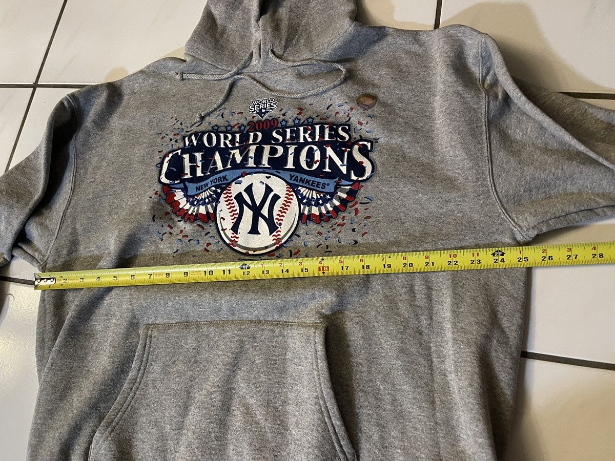 MLB New York Yankees 2009 World Series Champions Hoodie Men’s XL Size US XL / EU 56 / 4 - 6 Thumbnail