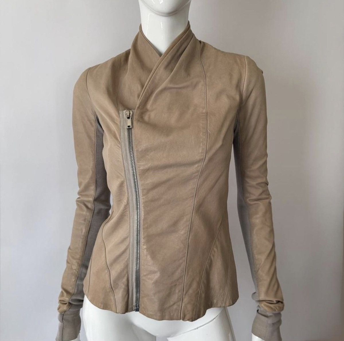 Rick Owens Archival Rick Owens Asymmetrical Leather Jacket Vintage Size S / US 4 / IT 40 - 1 Thumbnail