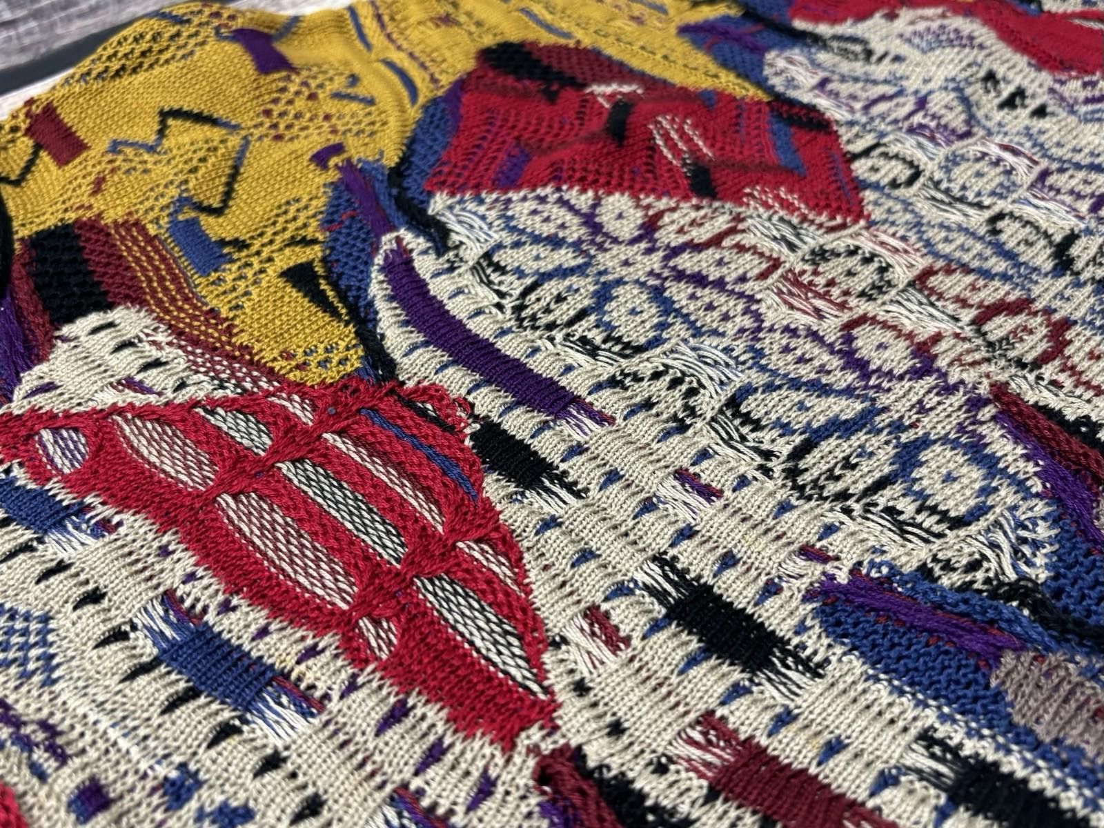 Coogi Coogi Sweater Mens L 3D Knit Flowers Mercerized Cotton Size US L / EU 52-54 / 3 - 9 Thumbnail
