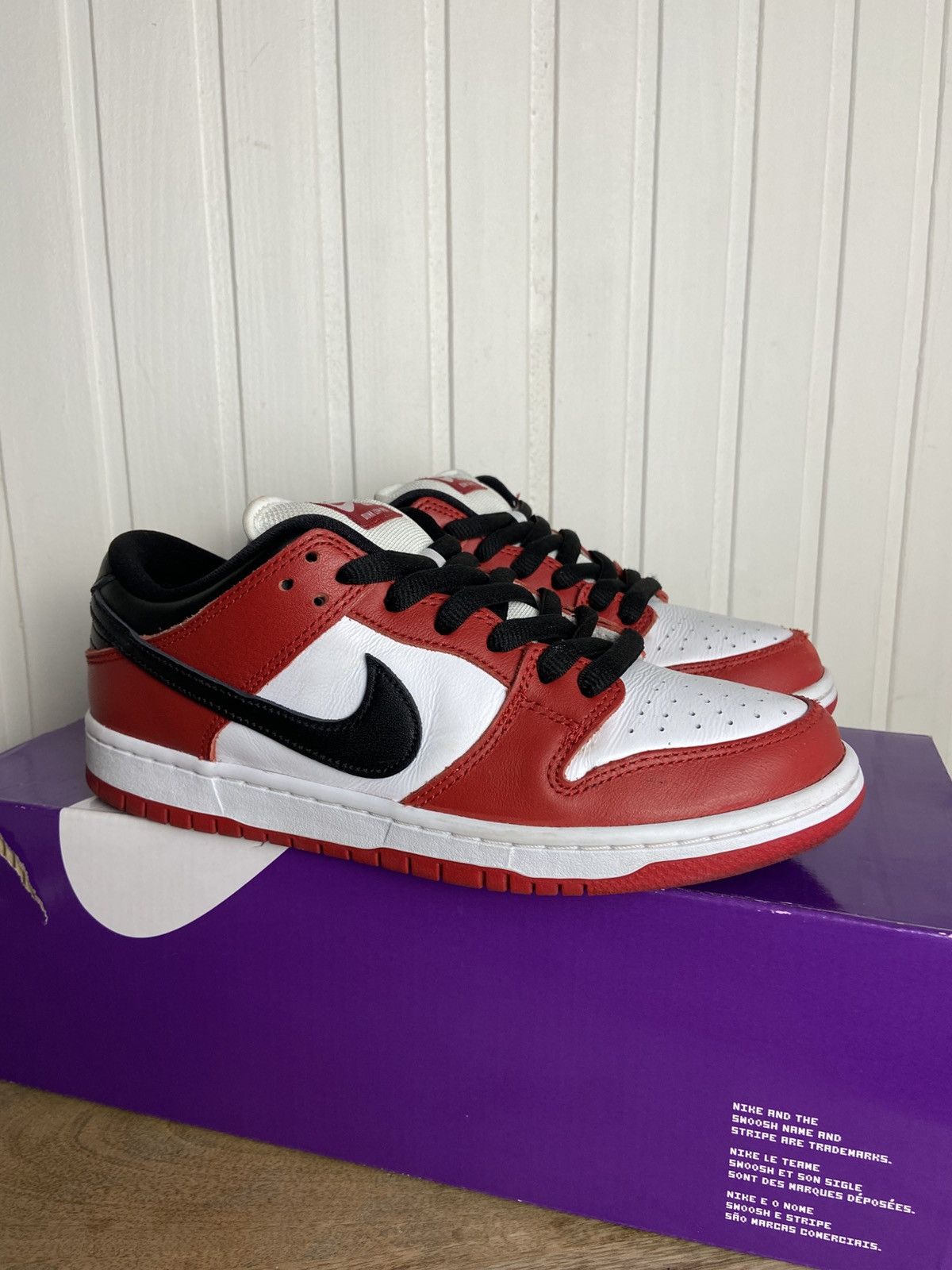 Nike Used Nike SB Dunk Low Pro "J-Pack Chicago" Size 7US/40EU Size US 7 / EU 40 - 5 Thumbnail