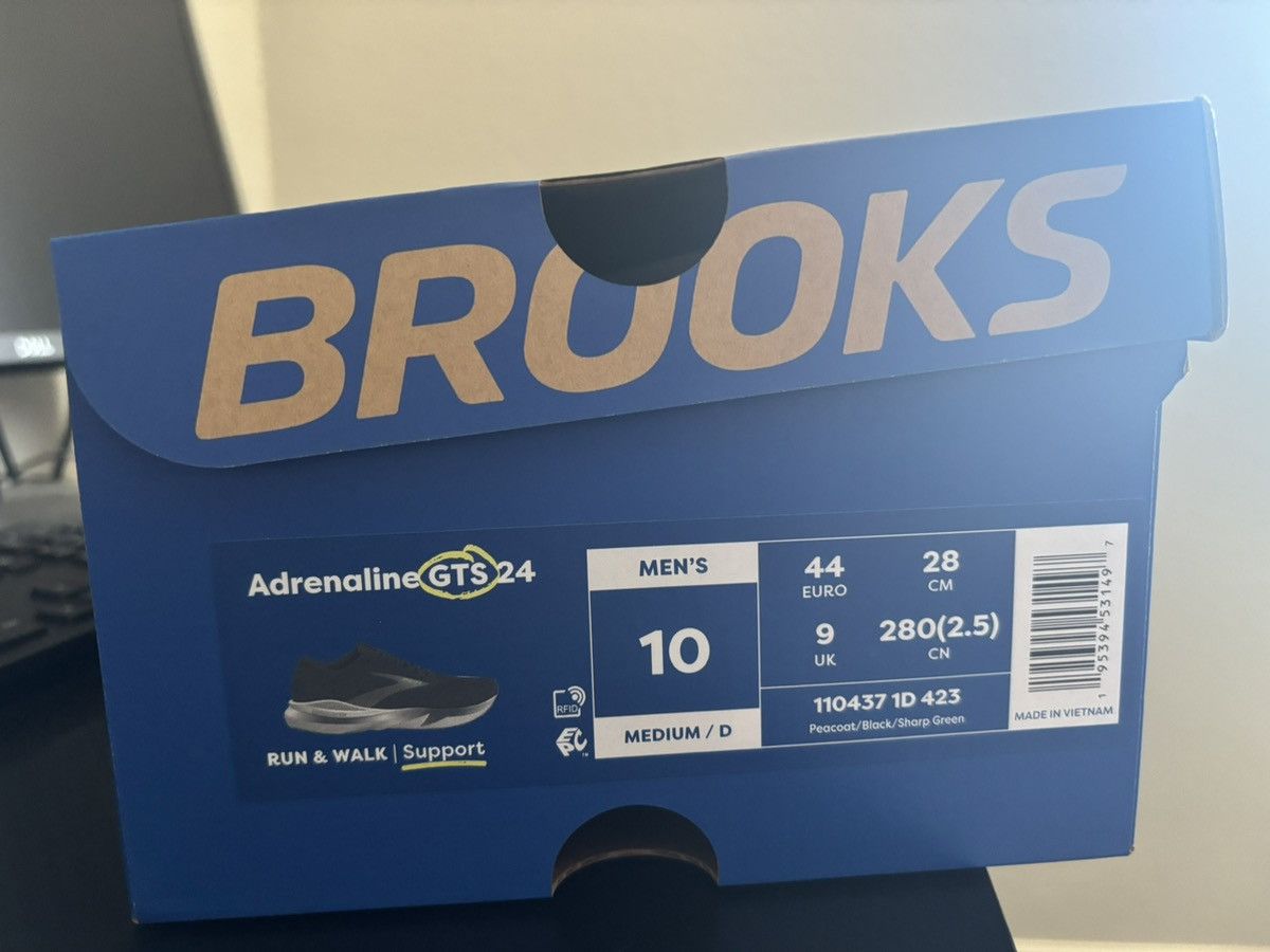 Brooks Adrenaline GTS 24 for sale Size US 10 / EU 43 - 6 Thumbnail
