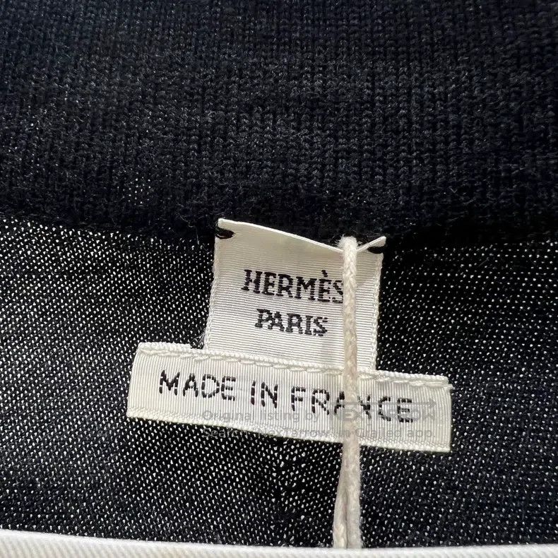 Hermes Hermes Slogan Letter Pattern Snap Button Silk Short Sleeve Size XXS / US 00 / IT 34 - 3 Thumbnail