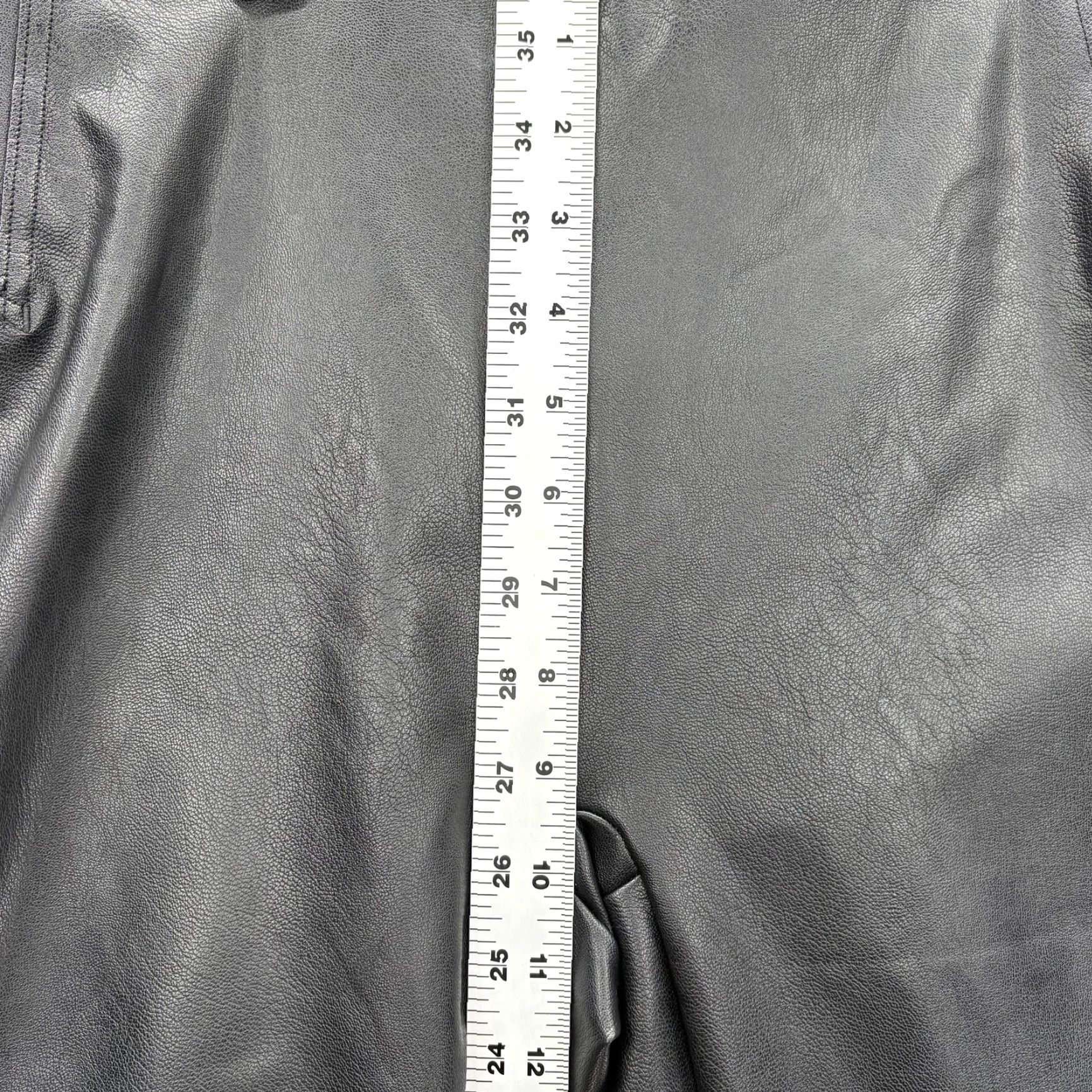 Spanx Spanx Black Faux Leather Front Slit Skinny Pants Womens Medium Pull On Stretch Slimming Shaping Size 32" / US 10 / IT 46 - 6 Thumbnail