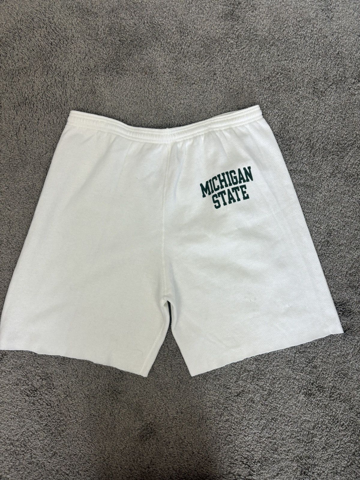 Vintage Vintage 90s white msu michigan state spellout sweatshorts Size US 34 / EU 50 - 1 Thumbnail