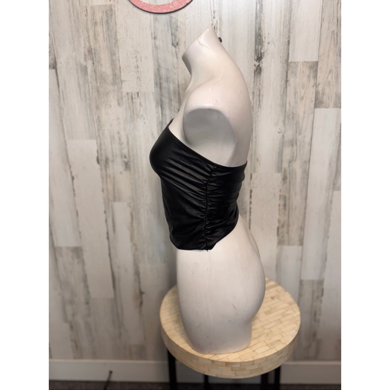 Other Black Faux Leather Tube Top Small | Strapless Shiny Clubwear Size S / US 4 / IT 40 - 5 Thumbnail