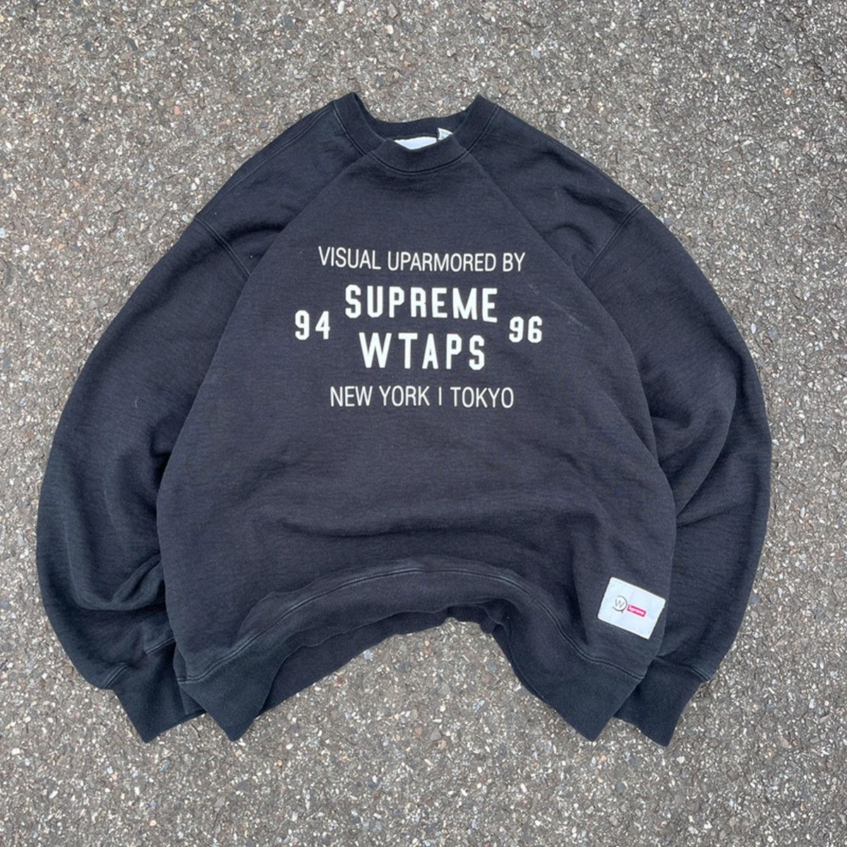 Supreme Supreme x WTAPS Crewneck Black Box Logo Rare FW21 Size US M / EU 48-50 / 2 - 2 Thumbnail