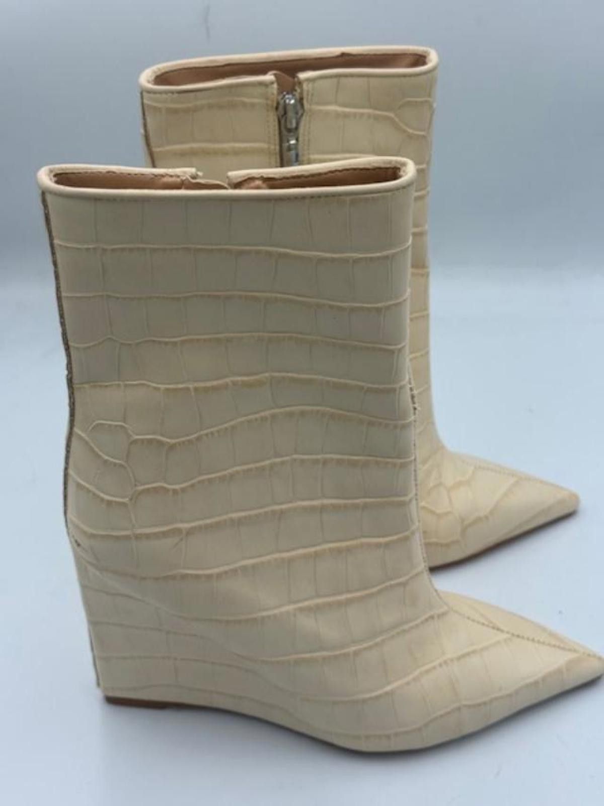 Other SCHUTZ CREAM ASAYA CROC LEATHER POINTED TOE BOOTS WEDGE Sz 7 Size US 7 / IT 37 - 3 Thumbnail