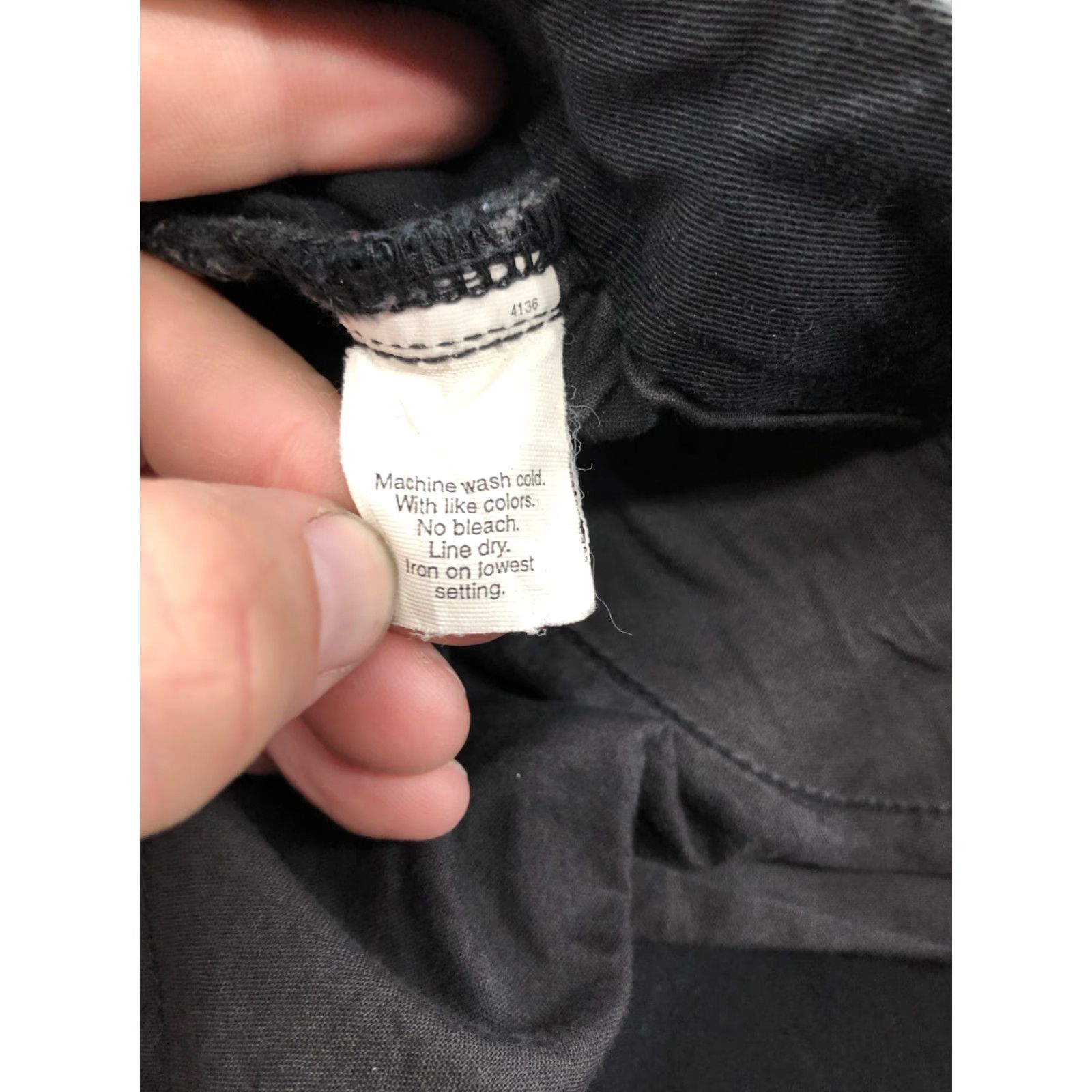 J.Crew J.Crew Shorts Womens Size 6 Mid Rise Dark Wash Black Cotton Spandex Regular 5-Pocket Design Mens Womens Girls No, output must be single line title Size 28" / US 6 / IT 42 - 7 Thumbnail