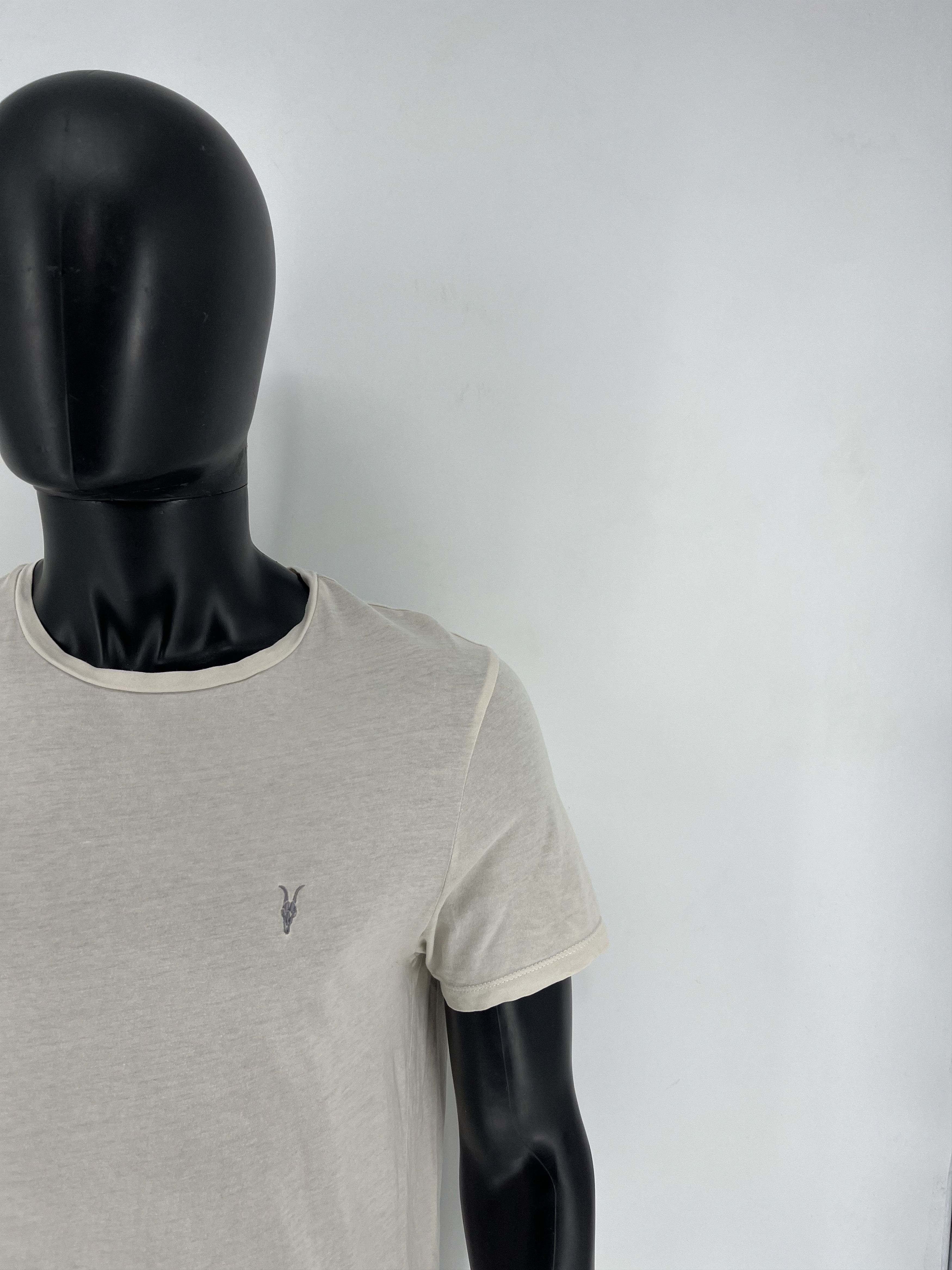Other Vintage Basic Allsaints Mini Logo Basic Tee Old Money Size US L / EU 52-54 / 3 - 5 Thumbnail