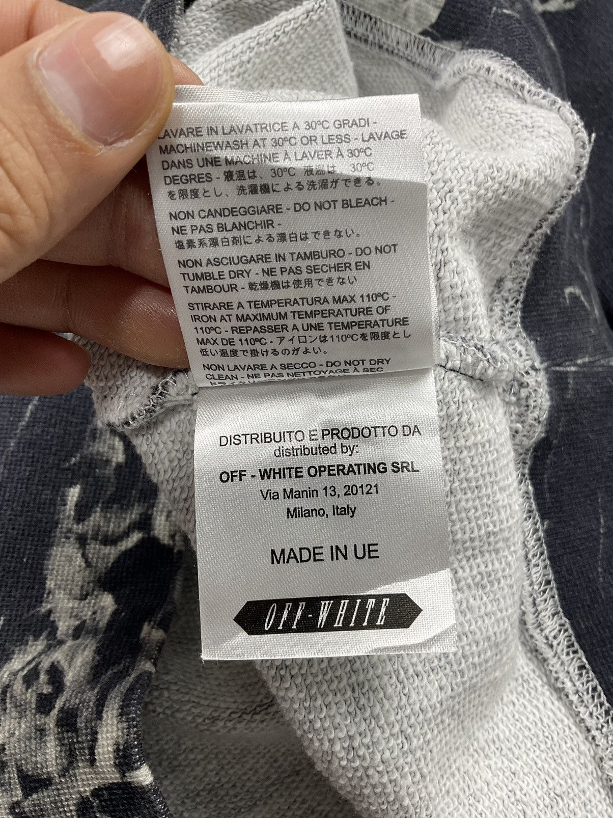 Off White Caravaggio Marble Sweatshirt