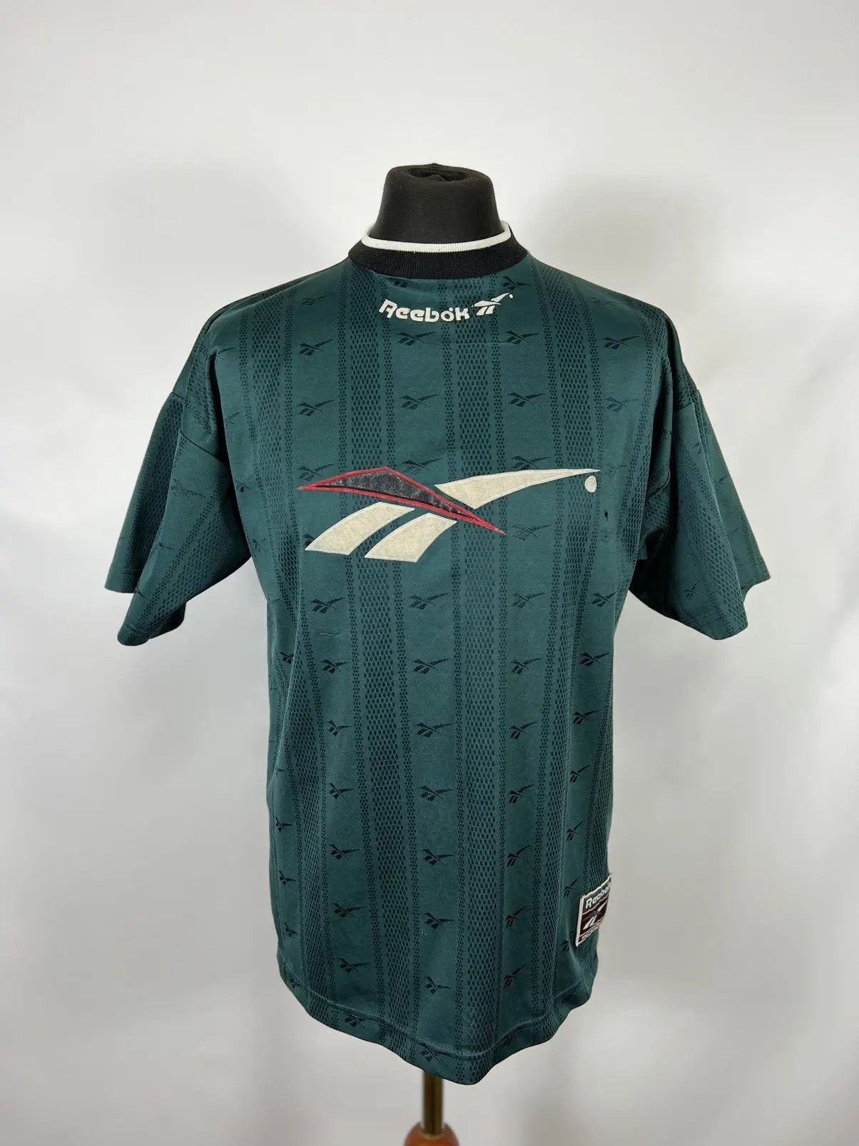 Reebok × Vintage Vintage Reebok big logo tee Size US M / EU 48-50 / 2 - 1 Thumbnail