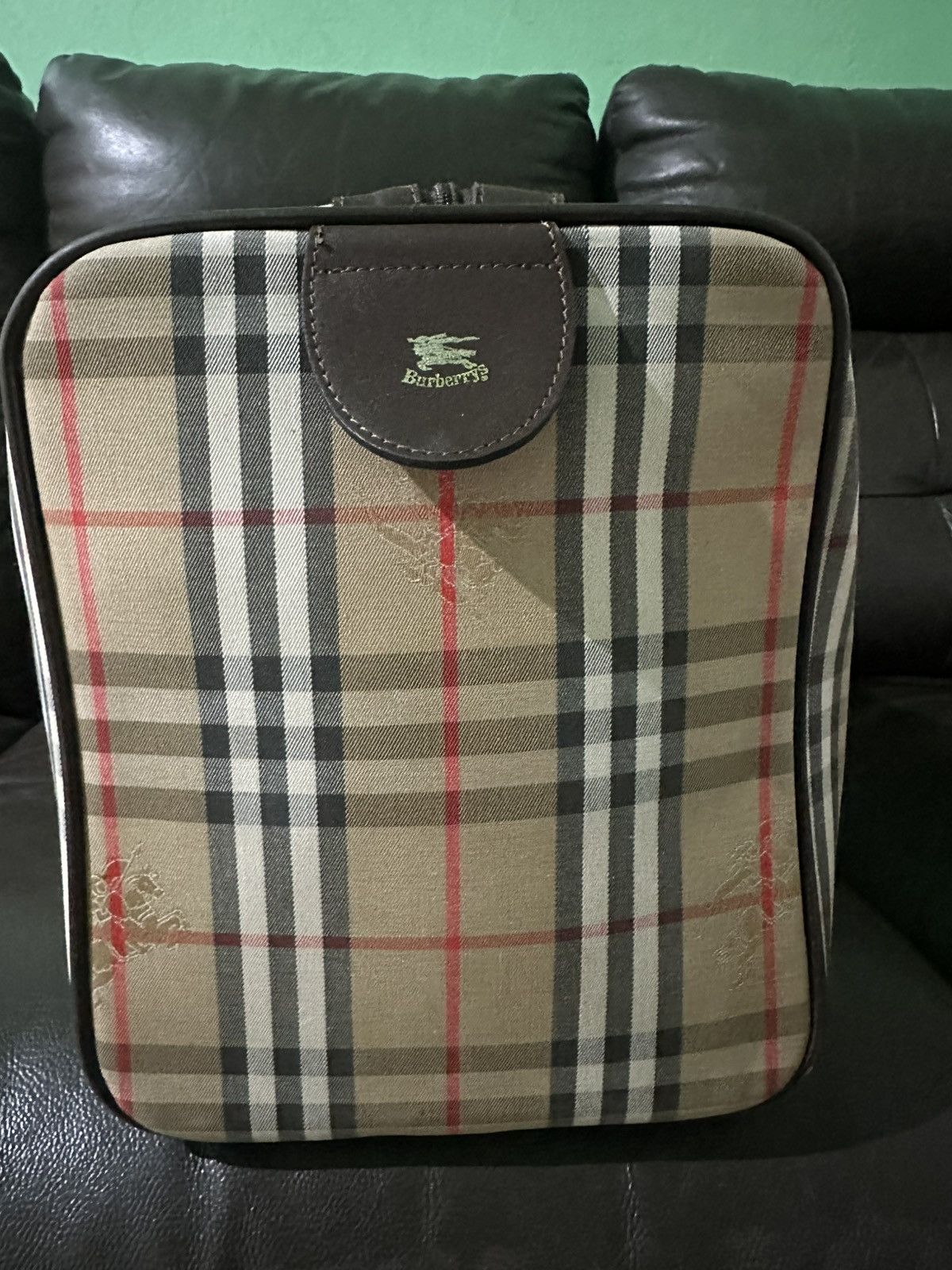 Burberry × Designer × Vintage Vintage 90s burberrys beige nova check travel bag Size ONE SIZE - 2 Thumbnail
