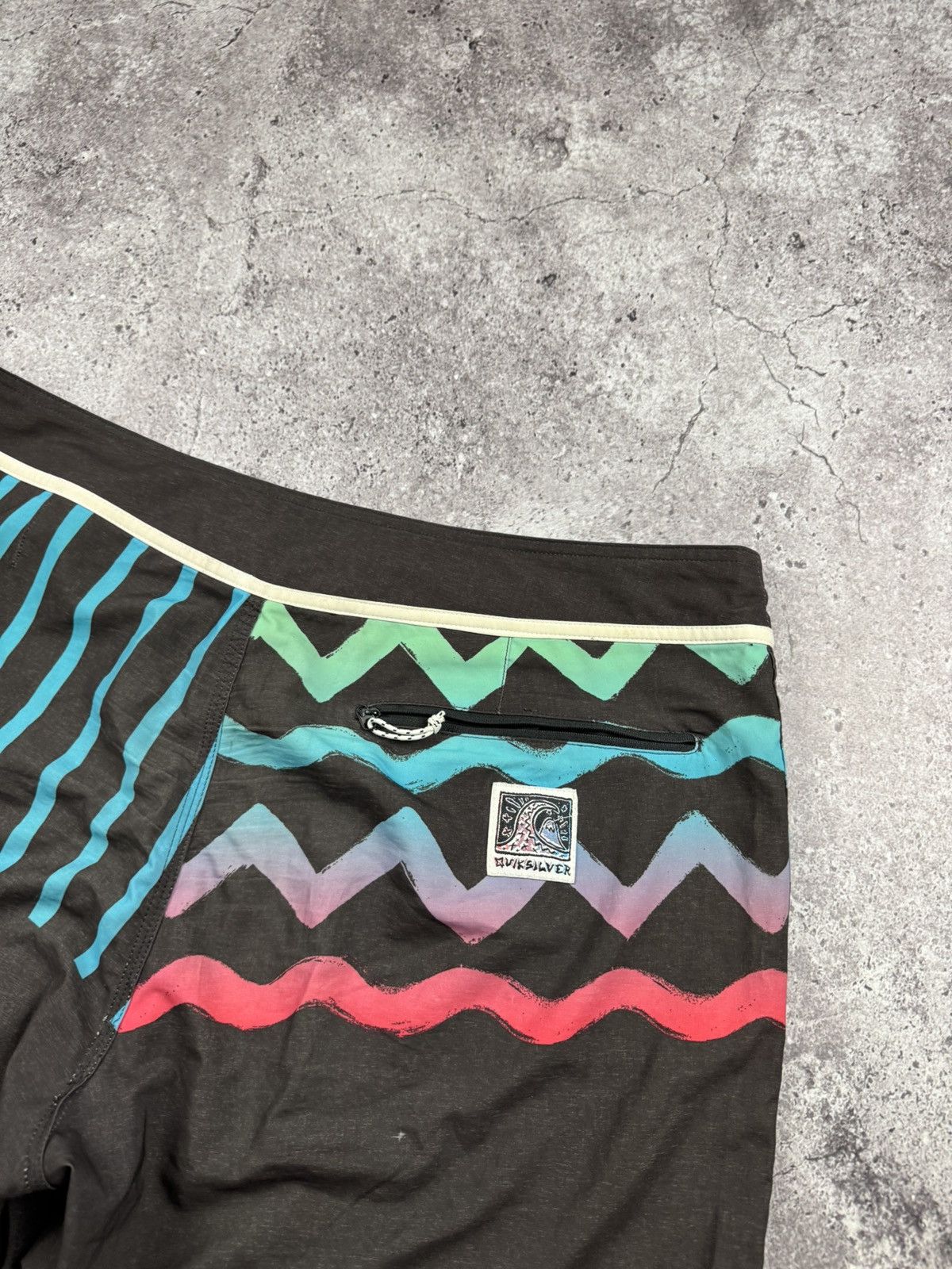 Quiksilver VINTAGE Y2K QUICKSILVER FADED MULTICOLOUR SHORTS BILLABONG Size US 38 / EU 54 - 5 Thumbnail