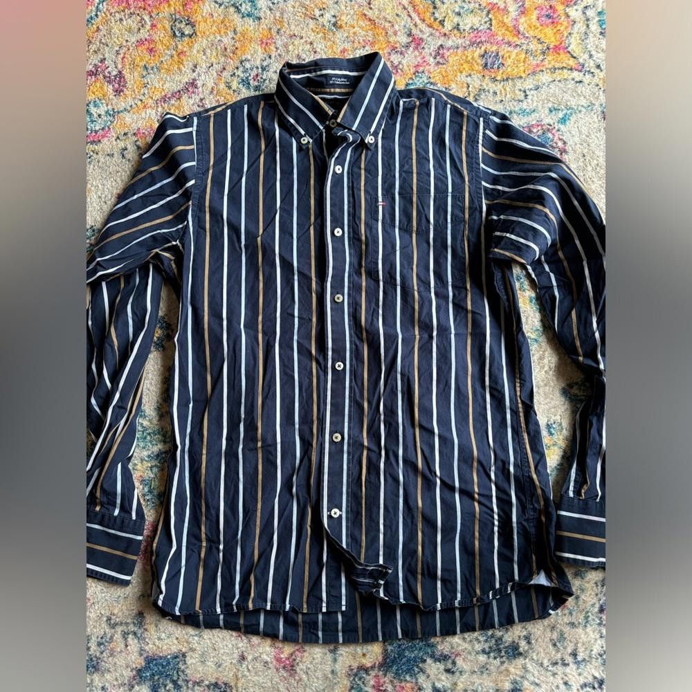 Tommy Hilfiger Tommy Hilfiger long sleeves Size 36R - 1 Thumbnail