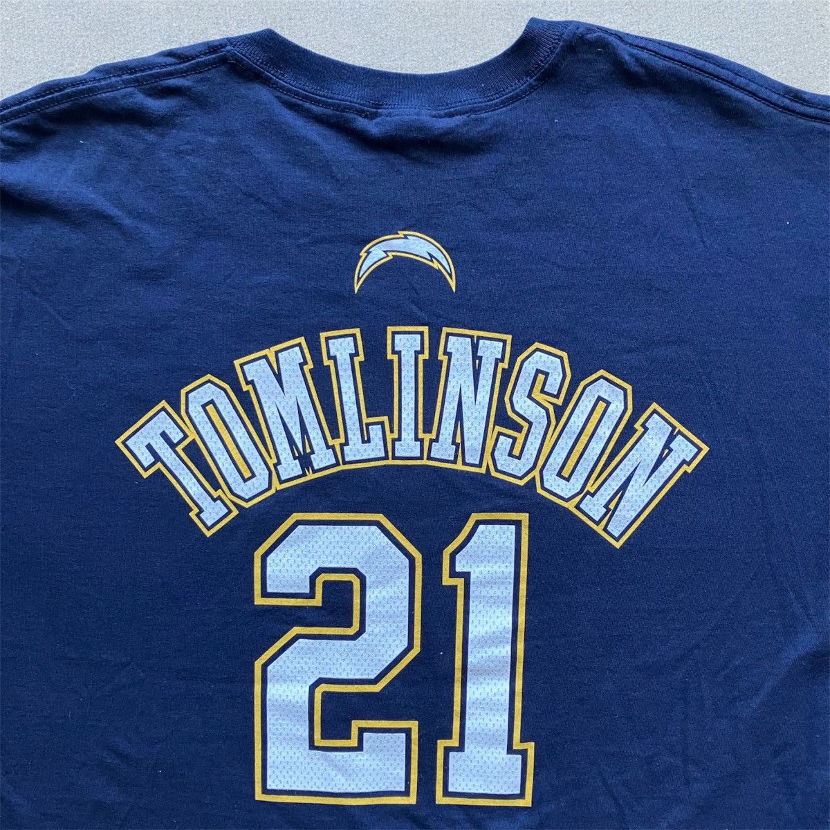 Reebok Vintage Y2K San Diego Chargers NFL LaDainian Tomlinson tee Size US XL / EU 56 / 4 - 6 Thumbnail