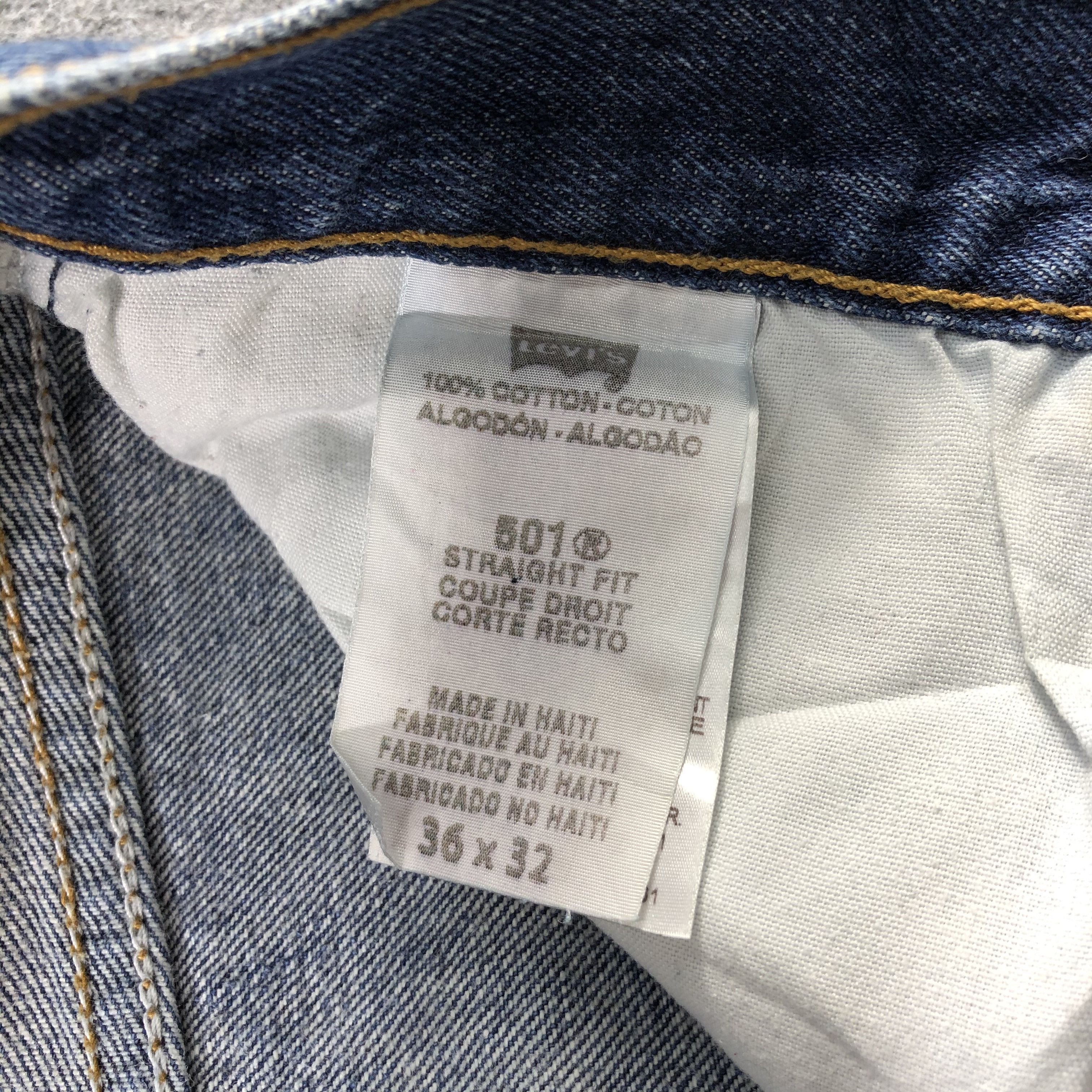 Levi's Vintage Levis 501 Jeans Distresssed Denim KJ343 Size US 35 - 10 Thumbnail