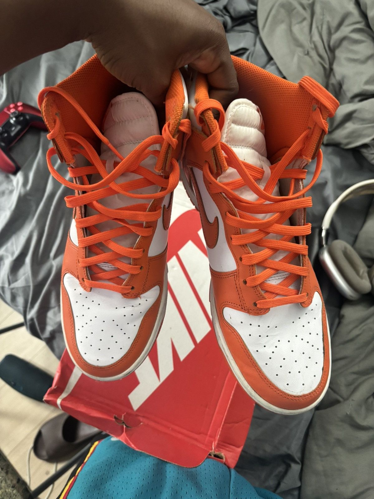 Nike Hi Top Nike SBs Size US 10 / EU 43 - 3 Thumbnail