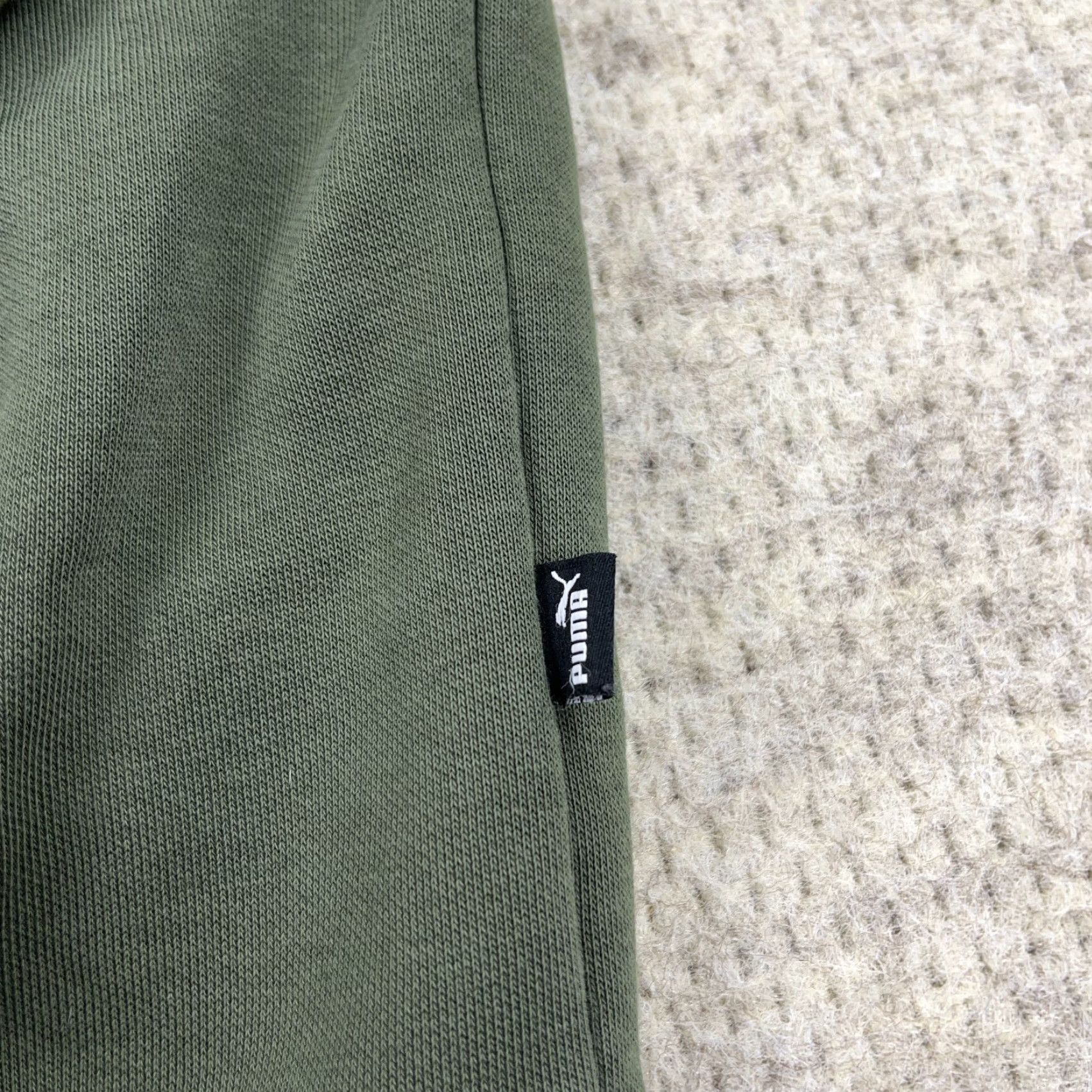 Puma PUMA Hoodie Men Large Green Camo Sweatshirt Army Military Pullover Logo 90s Modern Mens Size US L / EU 52-54 / 3 - 4 Thumbnail