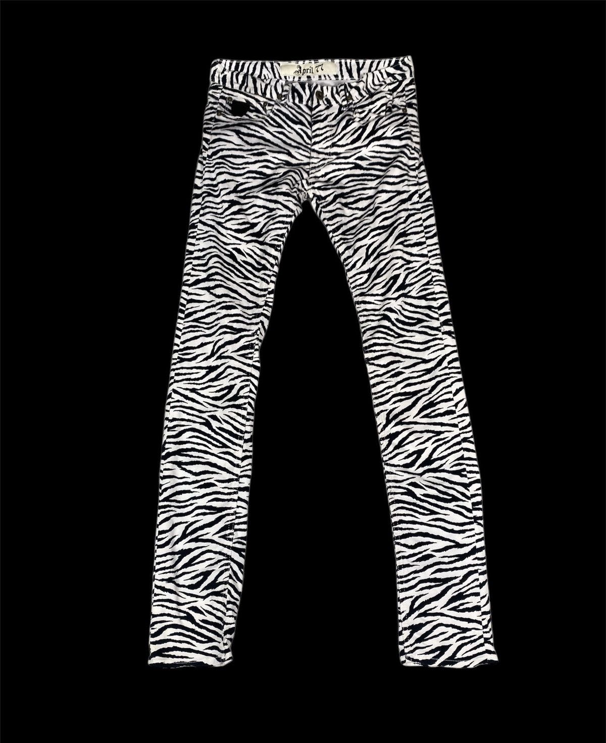 image of April 77 Thunder Zebra. S0231 in White, Men's (Size 29)