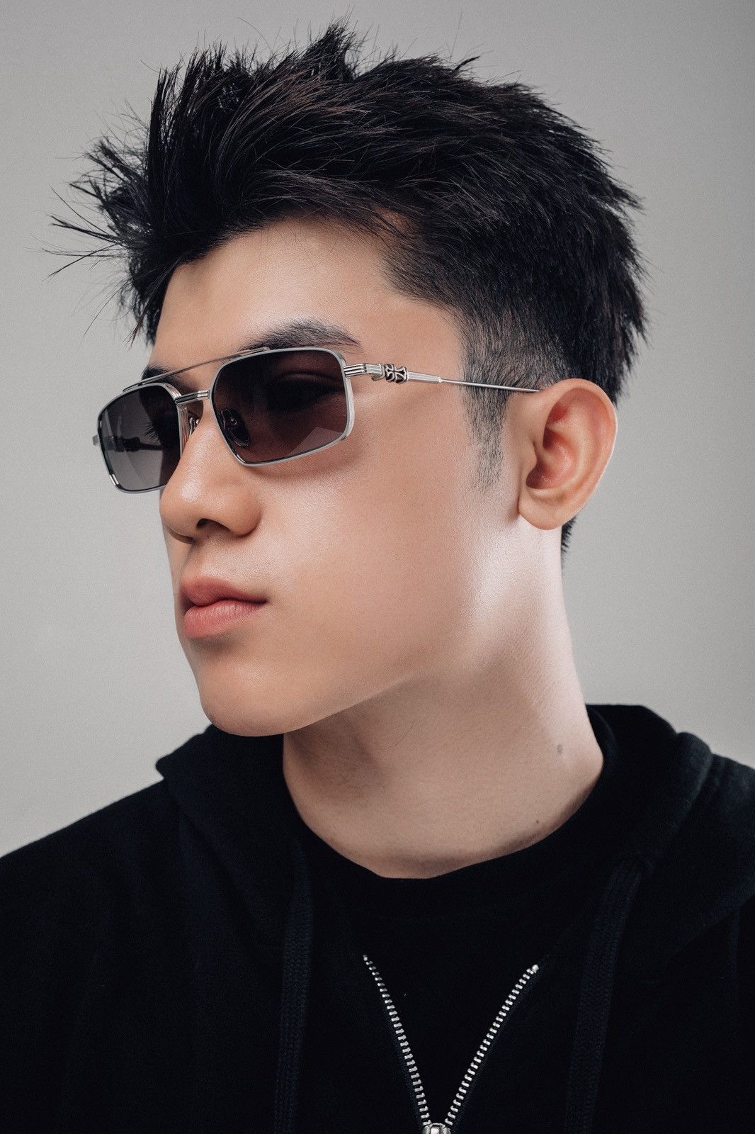 Chrome Hearts CHROME HEARTS LICK'N SHINY SILVER SUNGLASSES Size ONE SIZE - 10 Thumbnail