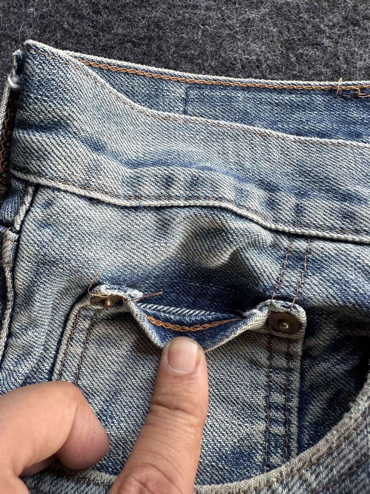 Levi's Vintage LVC 502 XX Crop Dirty Denim D477 Size US 32 / EU 48 - 12 Thumbnail