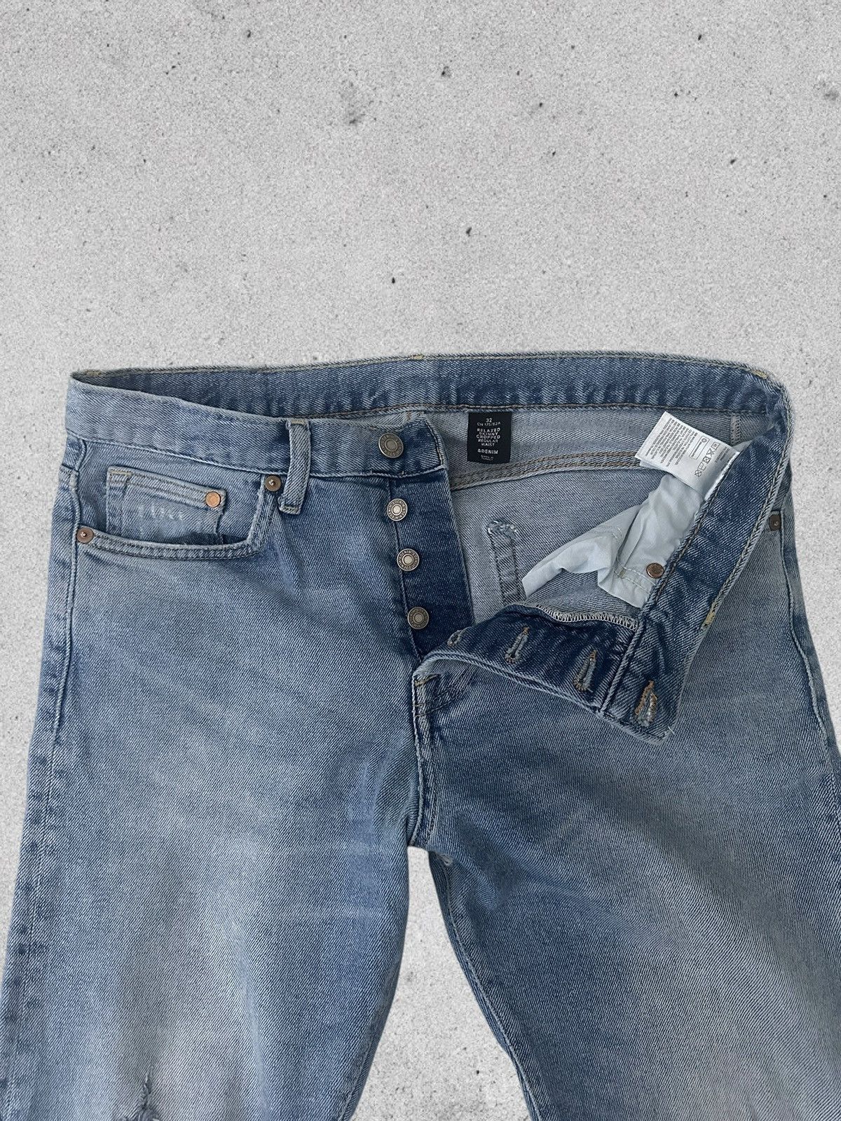 H&M H&M Distressed Relaxed Skinny Jeans Size US 32 / EU 48 - 6 Thumbnail