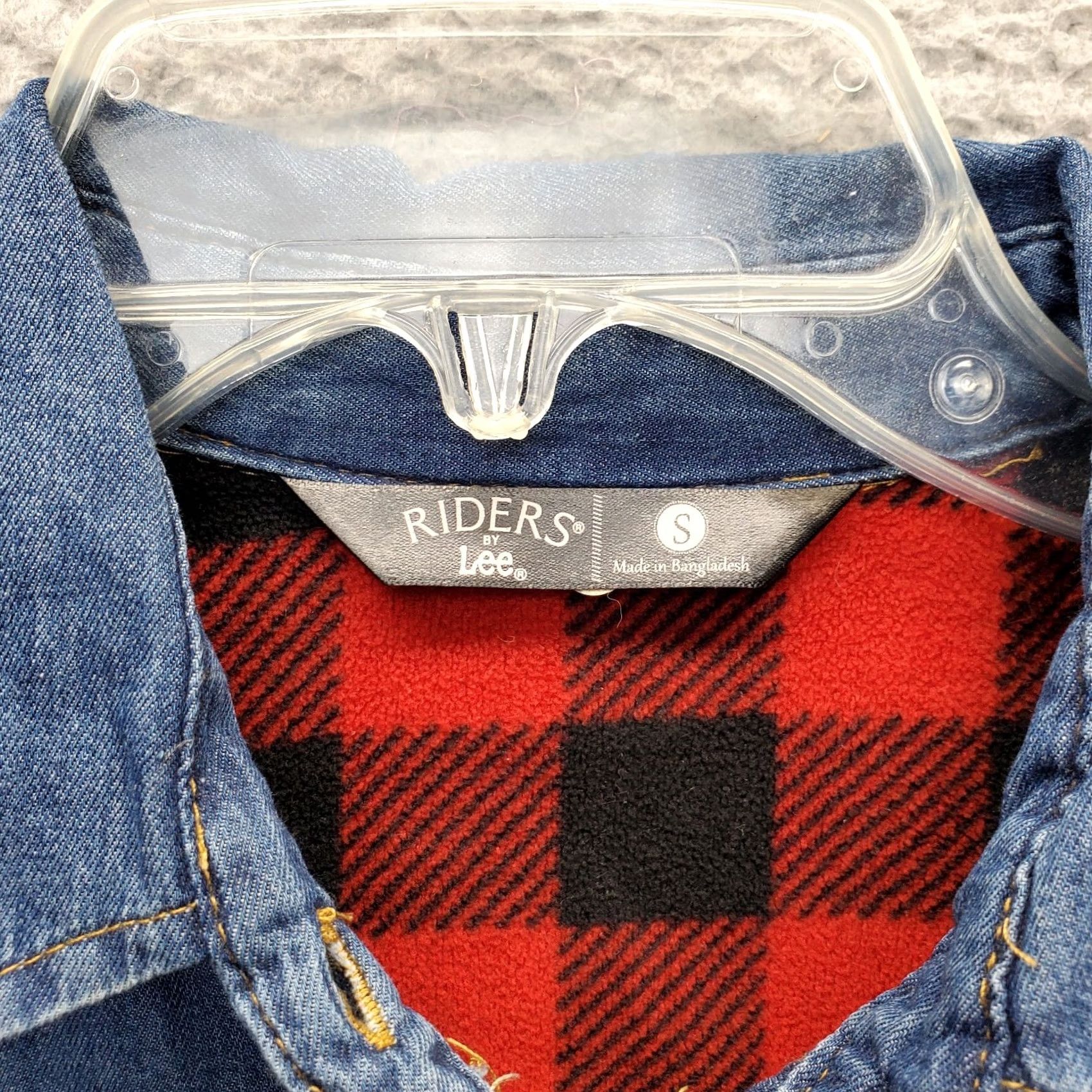 Lee Riders by Lee Denim Shacket Womens Small Blue Shacket Denim Jacket Shacket Blanked Lined Button Front Womens Size S Blue Jacket Size S / US 4 / IT 40 - 5 Thumbnail