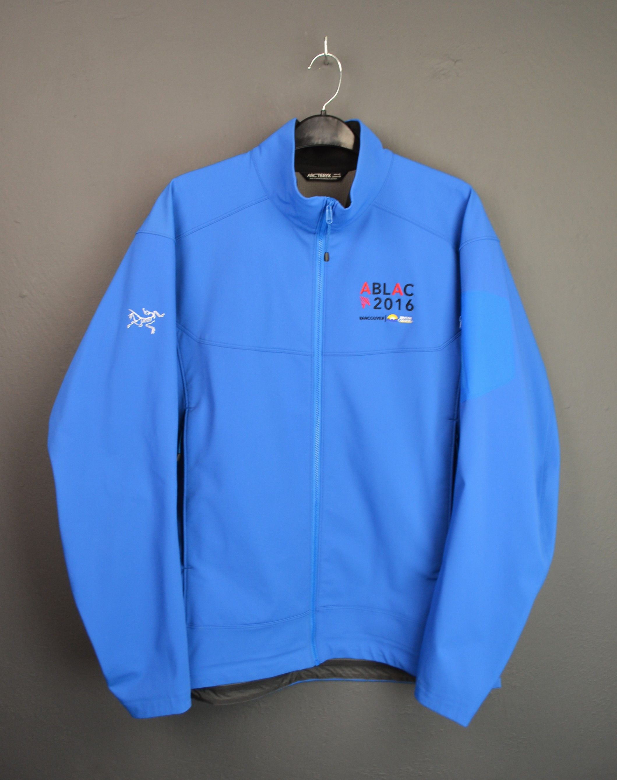 Arc'teryx Arc'teryx Epsilon Softshell Jacket Lightweight Blue XL ABLAC Size US XL / EU 56 / 4 - 1 Thumbnail