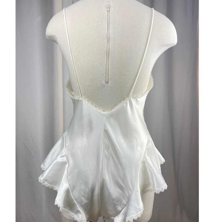 Vintage VTG INDULGENCE Ivory Satin Teddy Bodysuit Lingerie (M) Y2K Size ONE SIZE - 4 Thumbnail