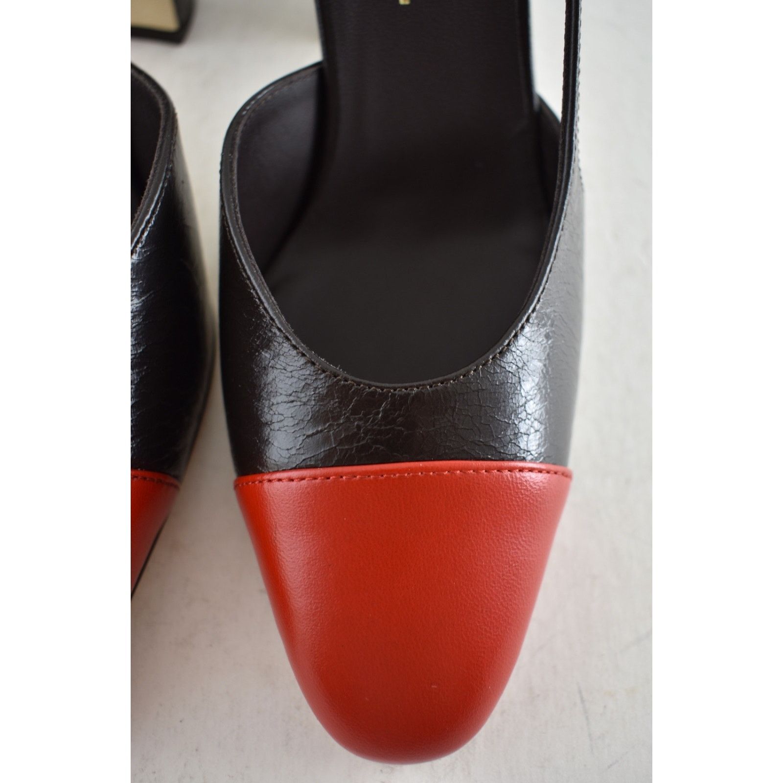 Chanel Chanel Dark Brown Red CC Slingback Block Heel Pump 37.5c Size US 7.5 / IT 37.5 - 10 Thumbnail