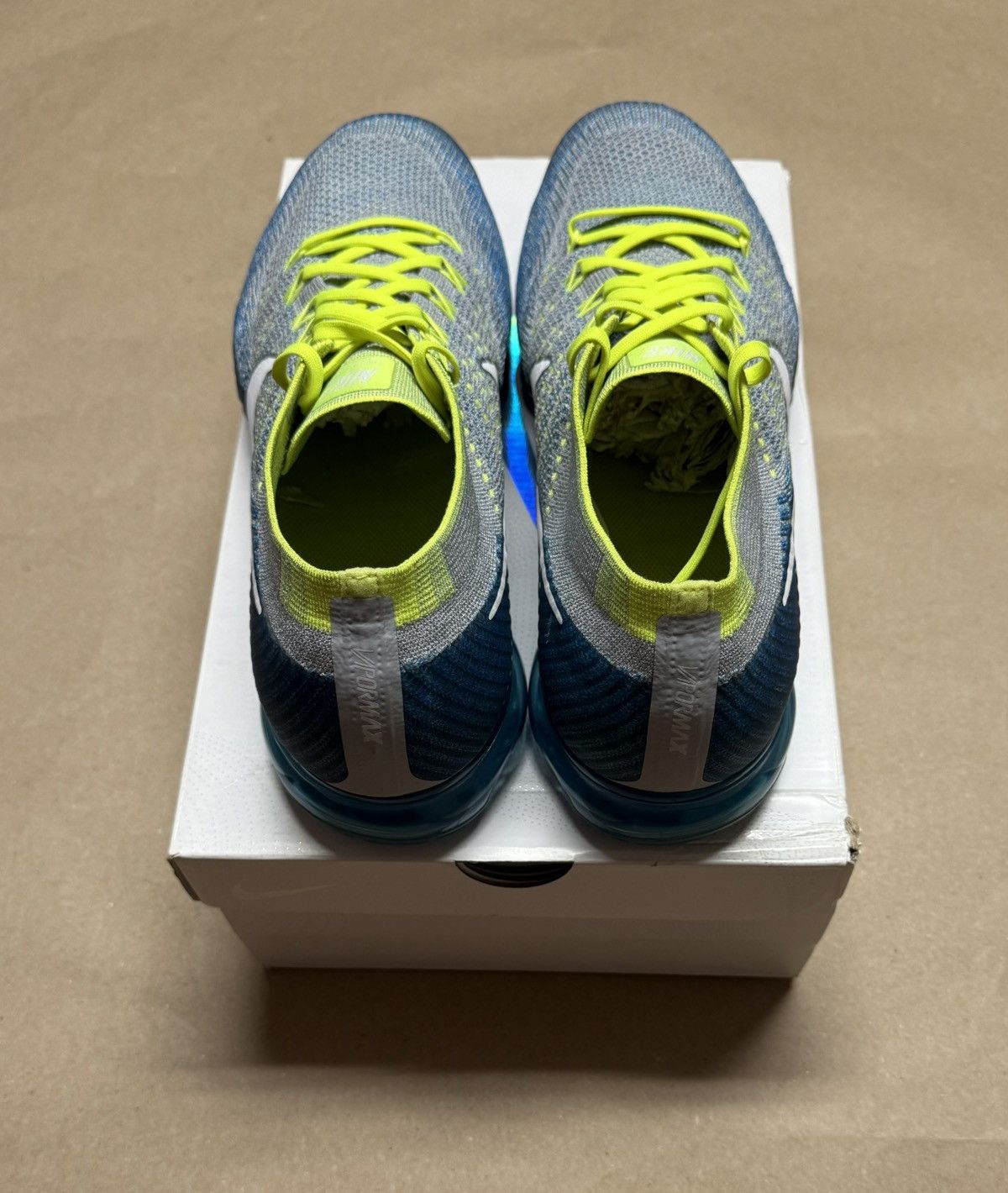 Nike Nike Air Vapormax Sprite men’s size 14 running shoes Rare! Size US 14 / EU 47 - 4 Thumbnail