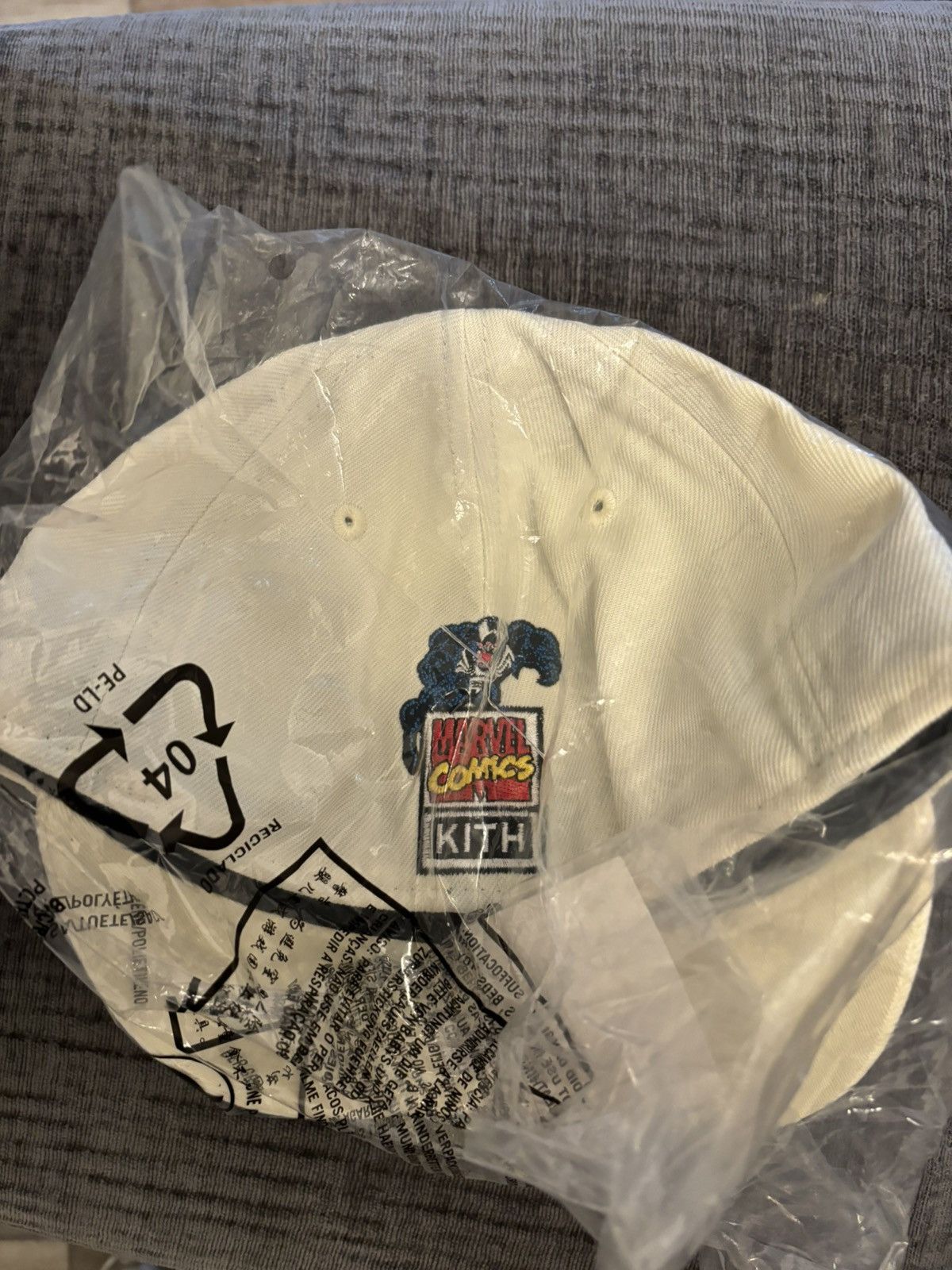 Kith × Marvel Comics Kith Marvel New Era Spiderman Fitted Hat Size ONE SIZE - 3 Thumbnail