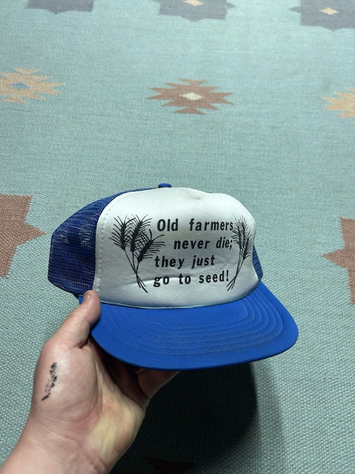Vintage Vtg trucker hat old farmers never die they go to seed funny Size ONE SIZE - 1 Thumbnail