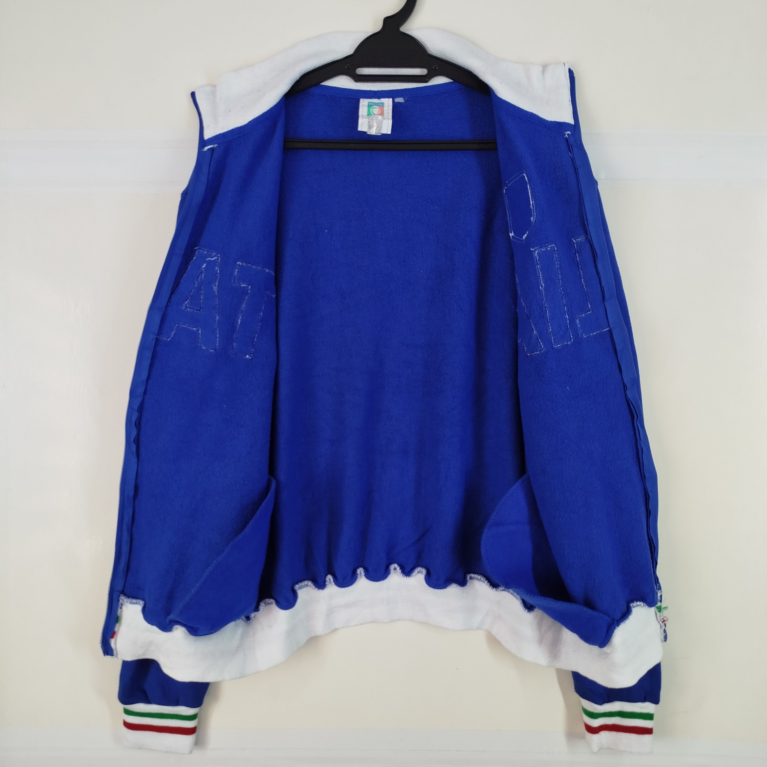 Vintage Vintage Italia FIGC Embroidery Big Spell Out Size US L / EU 52-54 / 3 - 7 Thumbnail