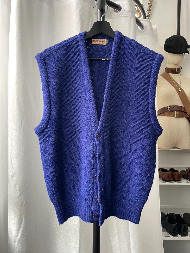 Issey Miyake Issey Miyake size os Blue-and-purple blended sweater vest Size US M / EU 48-50 / 2 - 1 Thumbnail