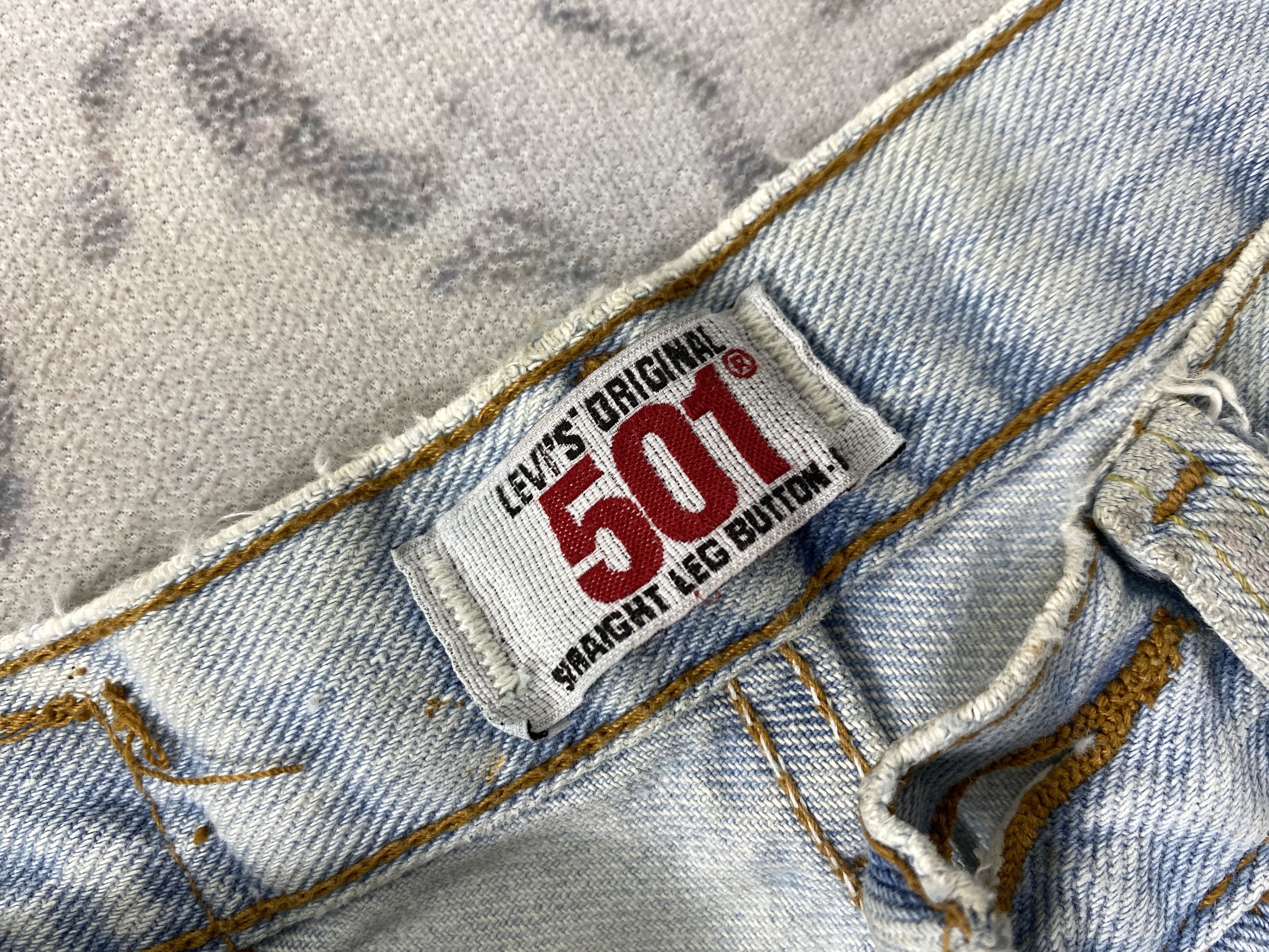 Levi's Light Blue Wash Vintage Levi's 501 Jeans 31x29 Denim -JN1593 Size US 31 - 12 Thumbnail