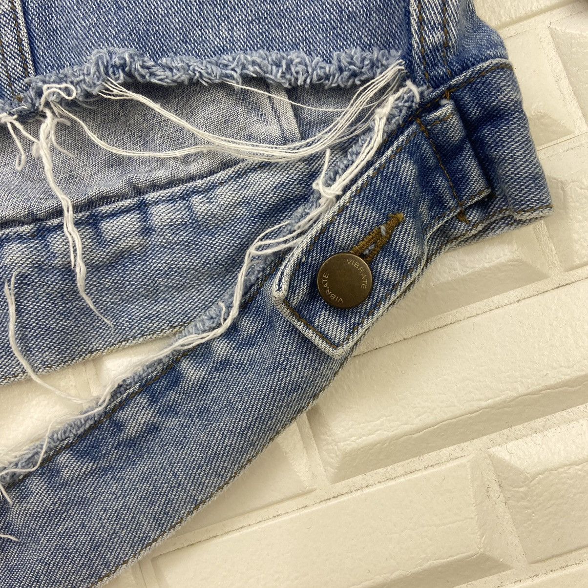 Japanese Brand Japanese Brand Vibrate Street Fashion Distressed Denim Size US M / EU 48-50 / 2 - 21 Thumbnail