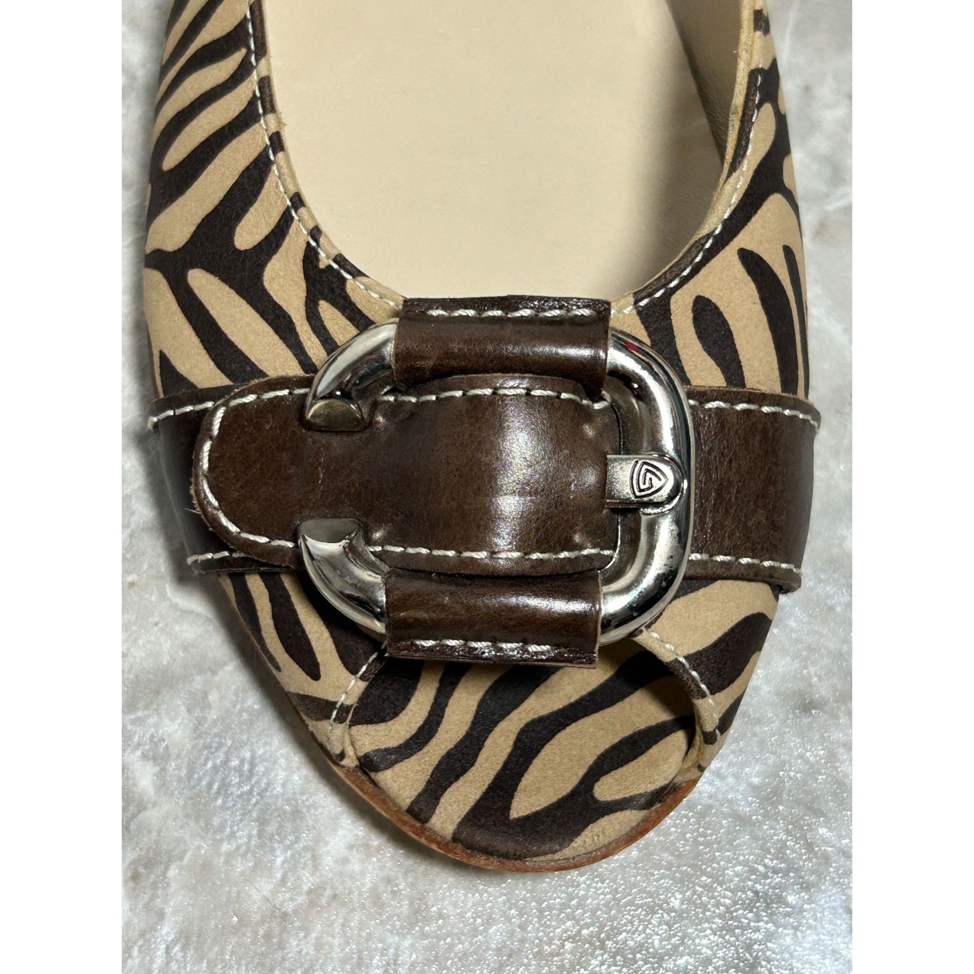 AGL AGL Attilio Guisti Leombruni Zebra Ballet Peeptoe Flats in B Size US 9.5 / IT 39.5 - 5 Thumbnail