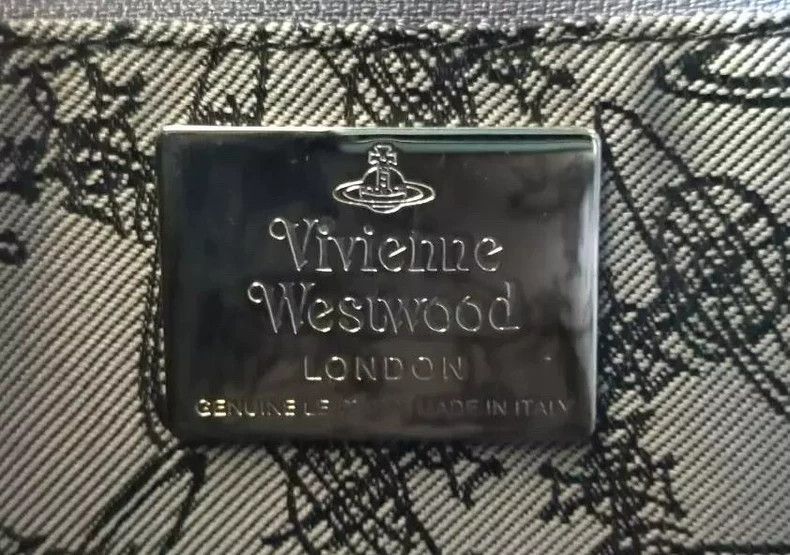 Vivienne Westwood Vivienne Westwood Black oil wax leather text full print Sa Size ONE SIZE - 6 Thumbnail
