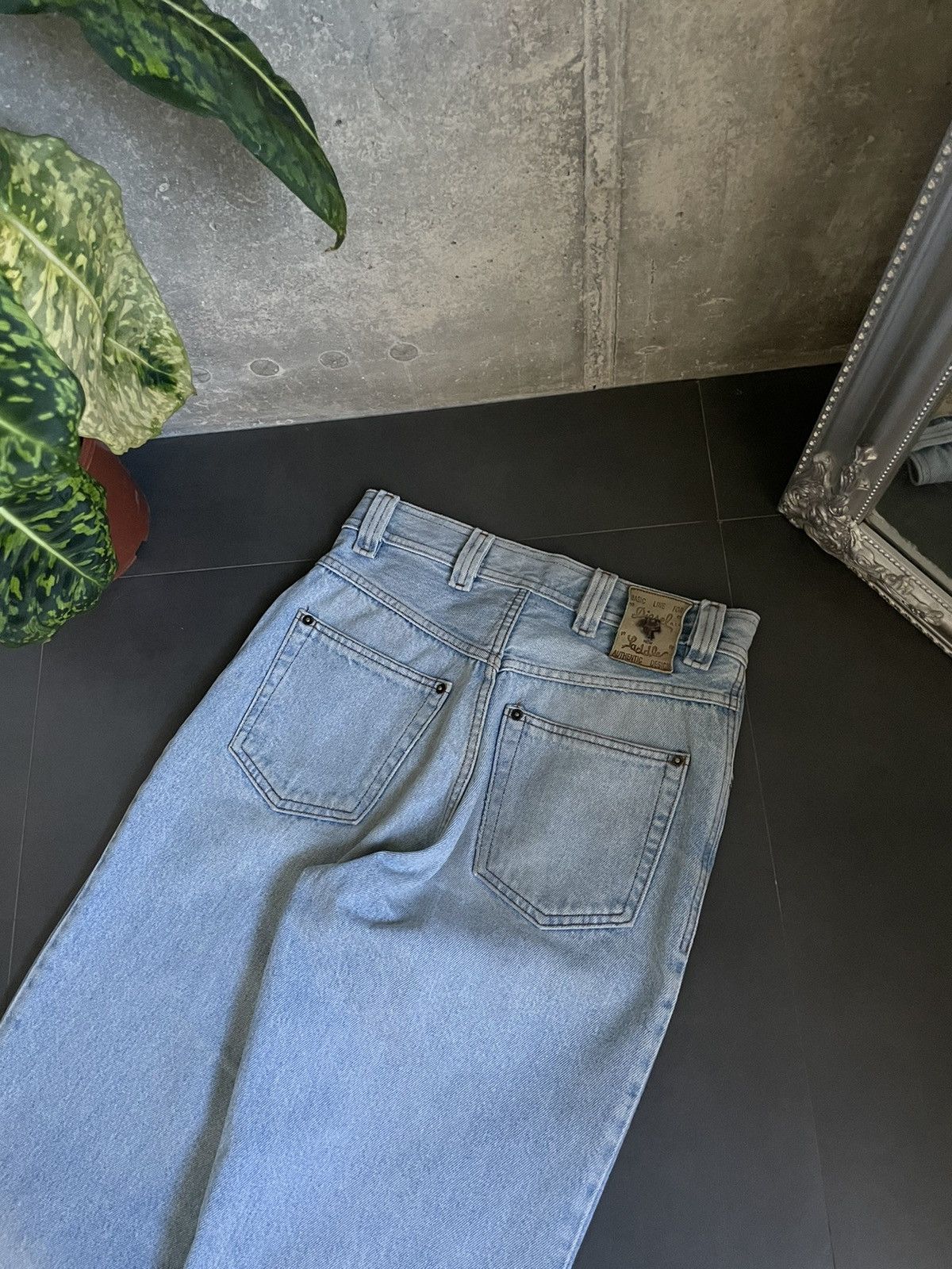 Diesel Vintage Diesel Jeans Dirty Pants Faded Denim Distressed Y2K Size US 28 / EU 44 - 14 Thumbnail