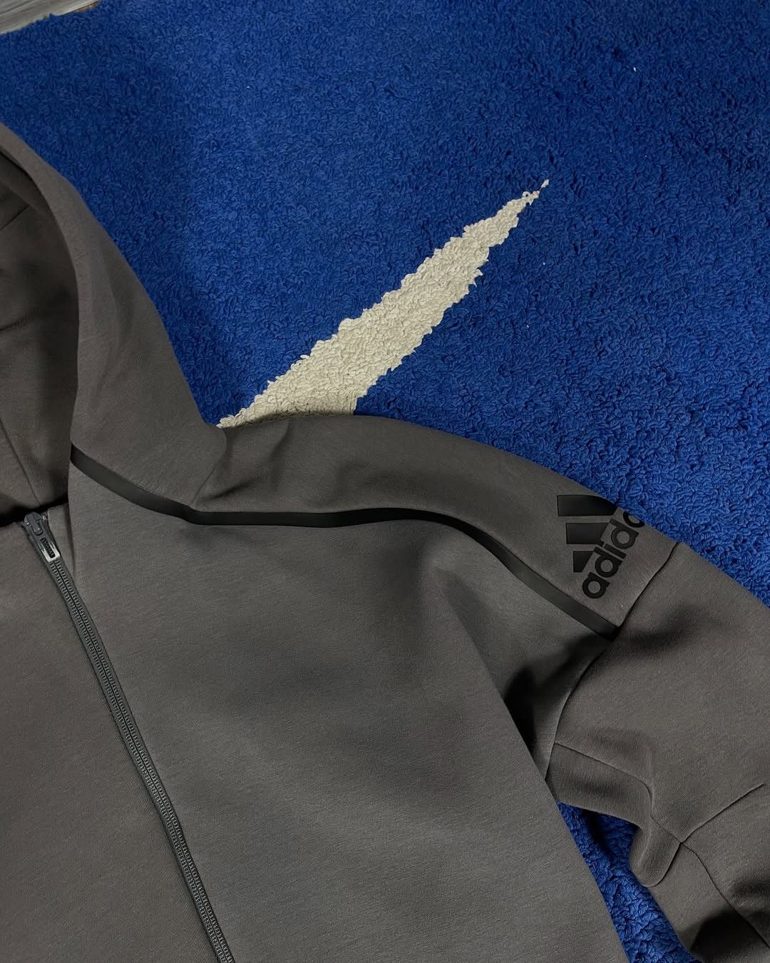 Adidas Adidas Size US XL / EU 56 / 4 - 3 Thumbnail