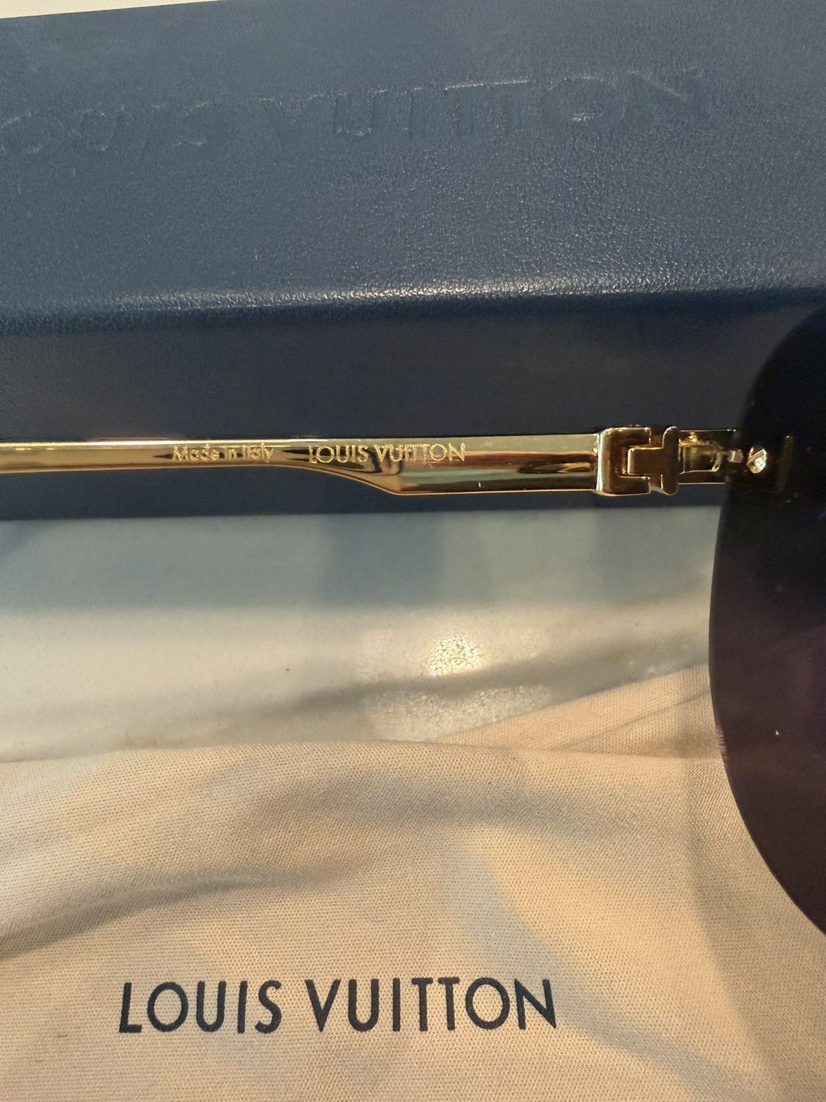 Louis Vuitton Louis vuitton ash sunglasss Size ONE SIZE - 3 Thumbnail