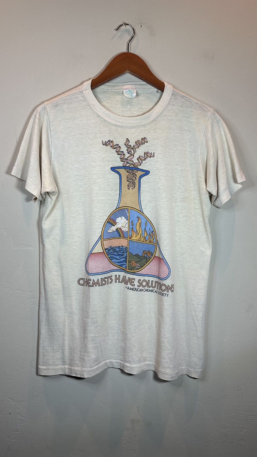 Vintage RARE Vintage 1960s Chemists Have Solutions Art Beaker Shirt Size US L / EU 52-54 / 3 - 1 Thumbnail