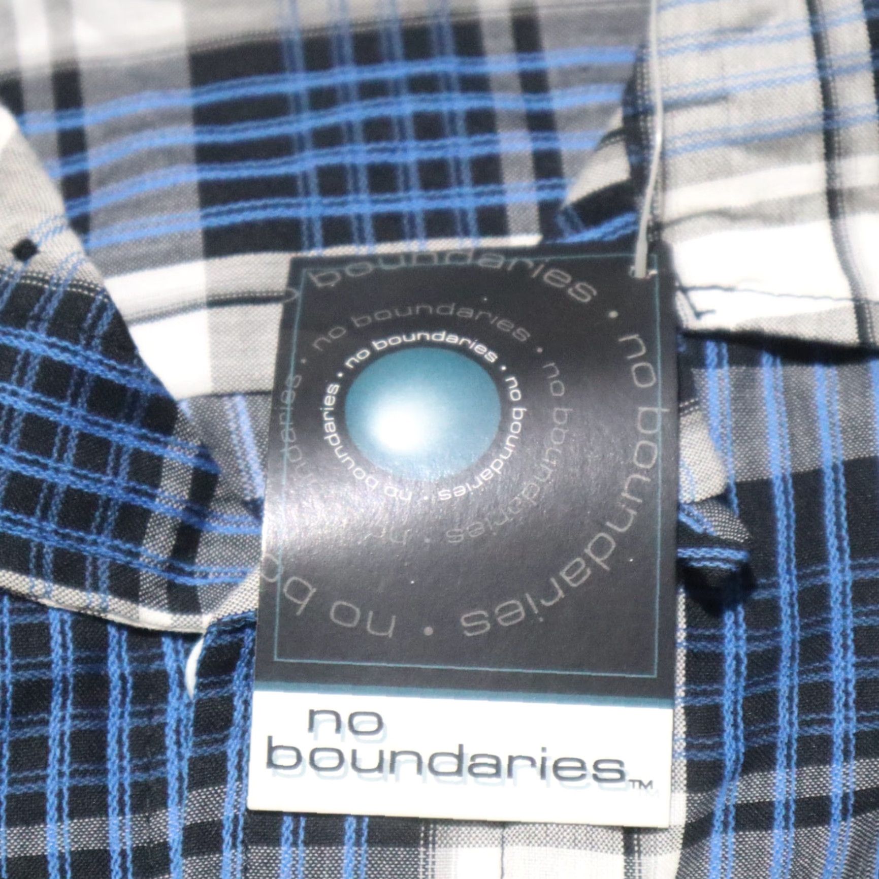 Vintage VINTAGE No Boundaries Shirt Men M Blue Plaid Short Sleeve Button-Up Size US M / EU 48-50 / 2 - 5 Thumbnail