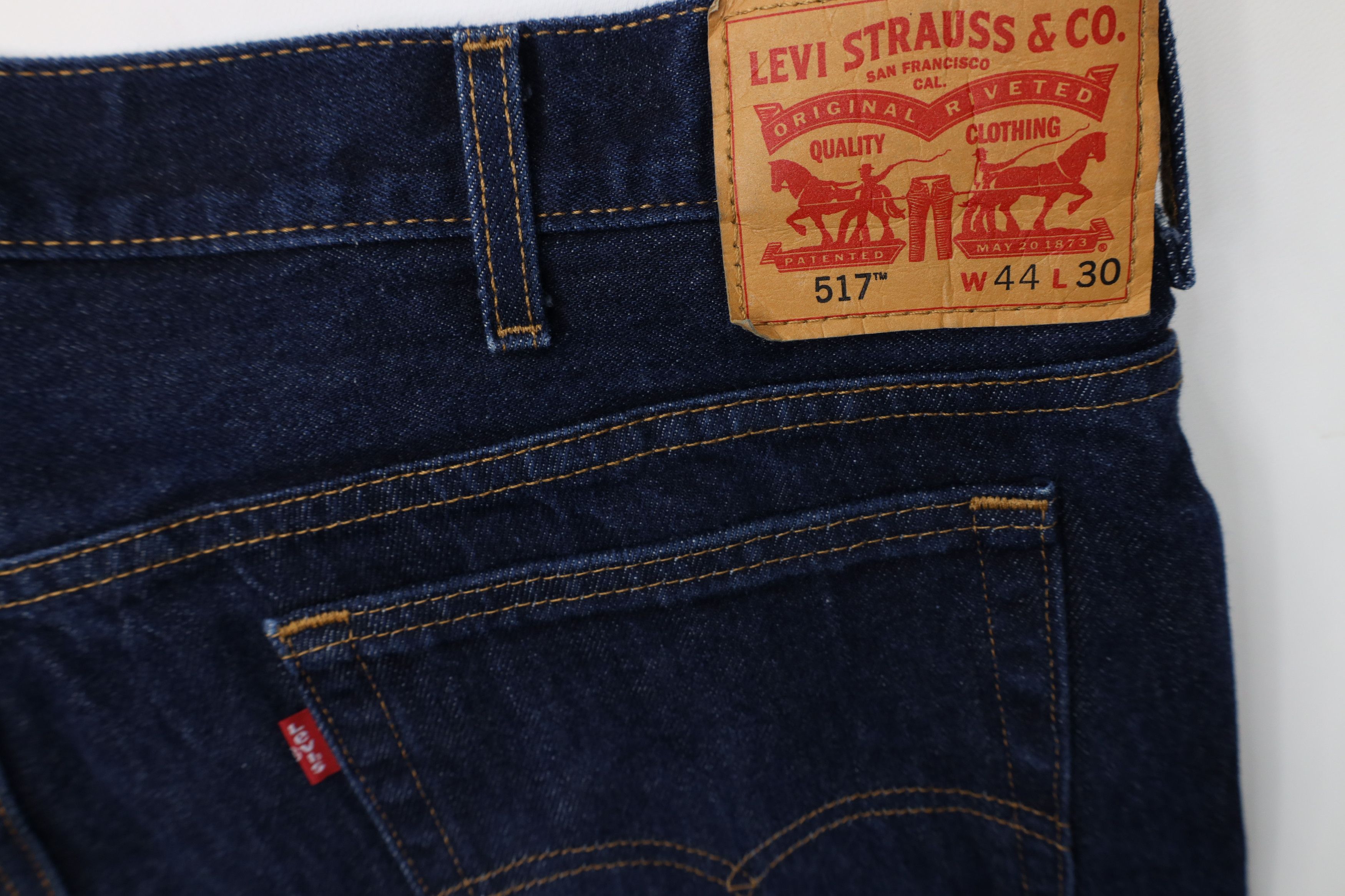 Levi's Vintage Y2K Levis 517 Bootcut Wide Leg Denim Jeans Blue Size US 44 / EU 60 - 13 Thumbnail