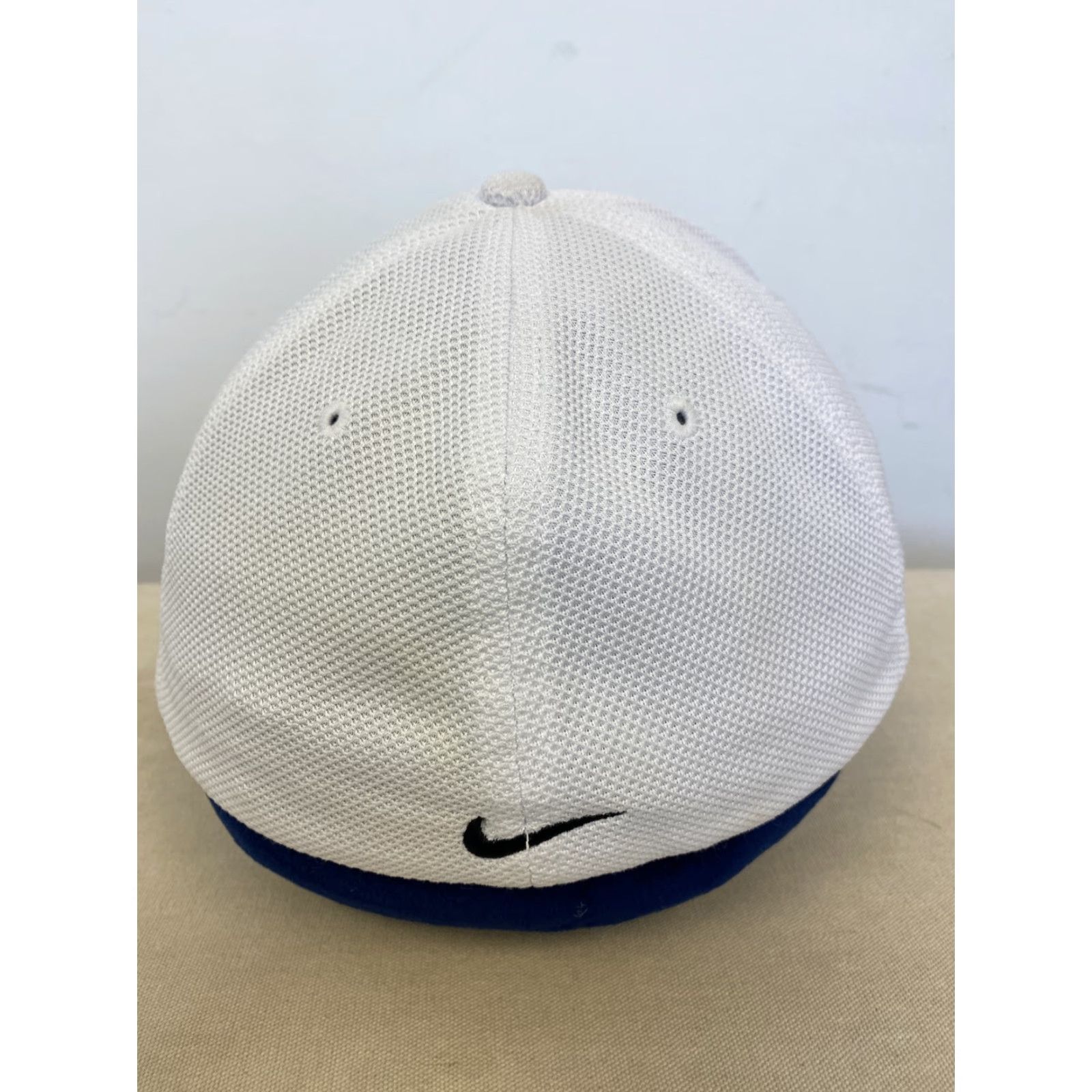 Nike VINTAGE Nike Performance Flex Hat Chambers Bay M/L White / 224 Baseball Cap Men Adjustable White Nike Swoosh 90s Sports Size ONE SIZE - 5 Thumbnail